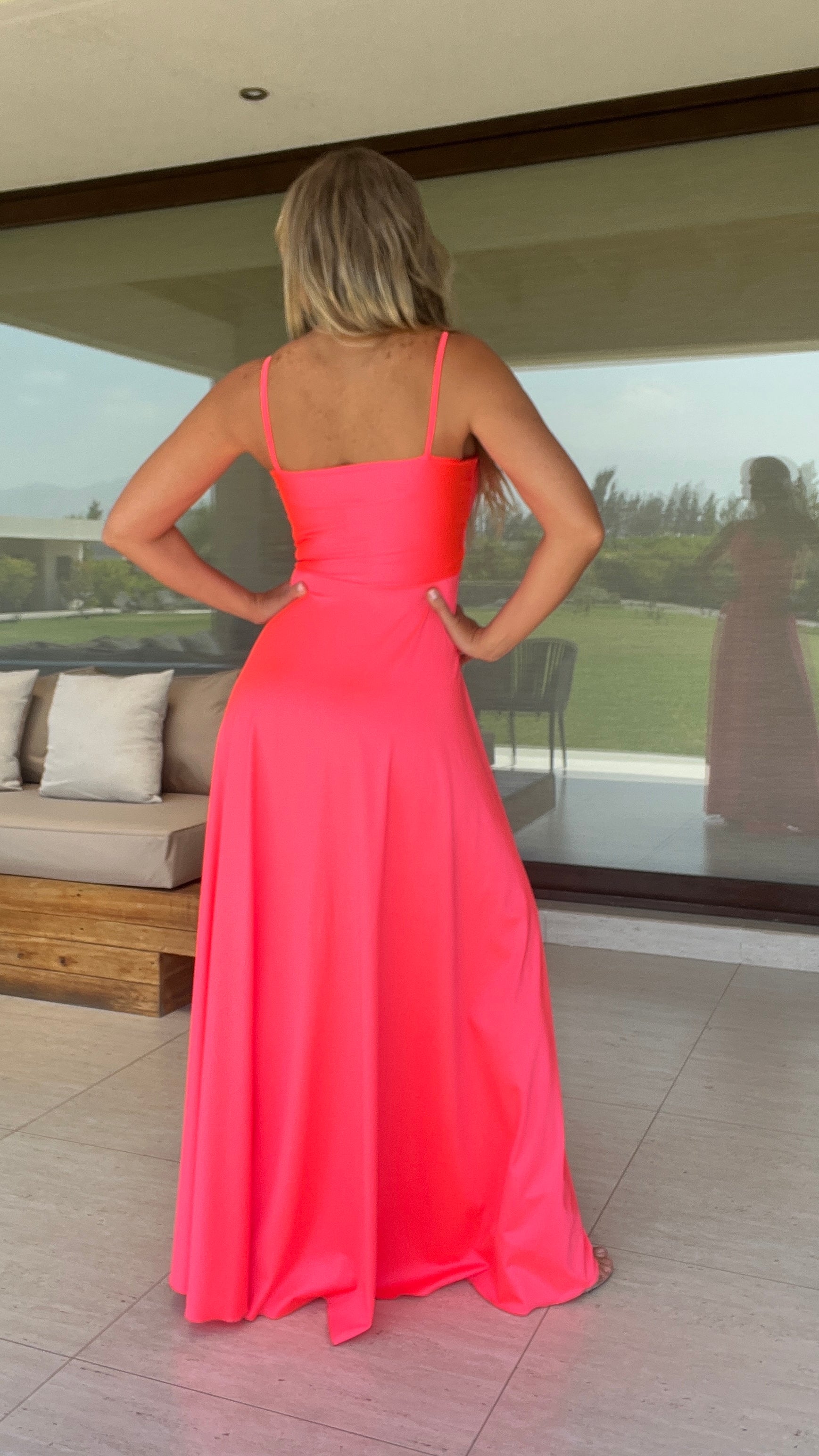 Vestido Mia Dupont Coral Fluor | Vestido de Noche Flúor 3| Amoramar.cl