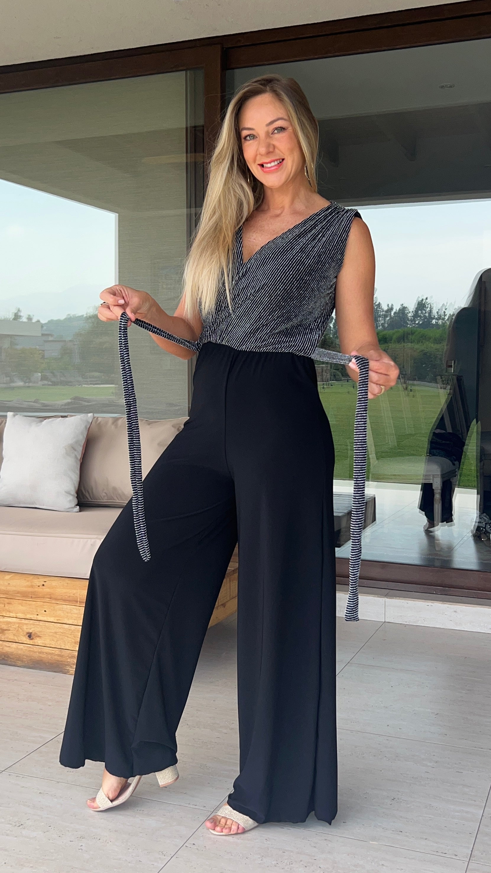 Enterito de fiesta líneas plata| enterito largo lineas plateadas | Amoramar.cl 4