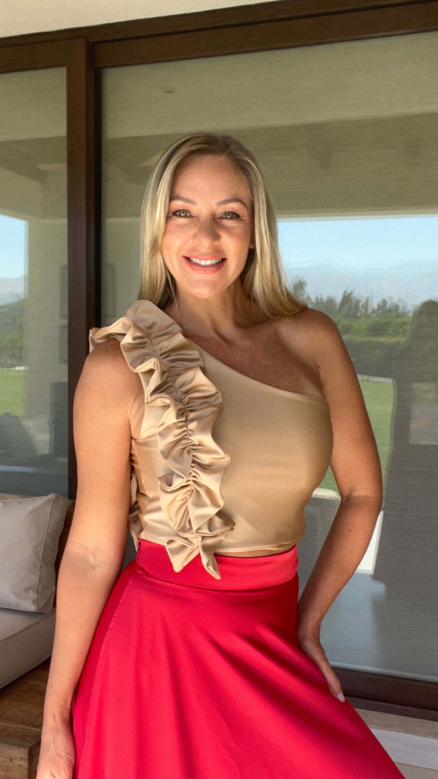 Crop top Catherine vainilla Gold | top corto mujer fiesta dorado| amoramar.cl