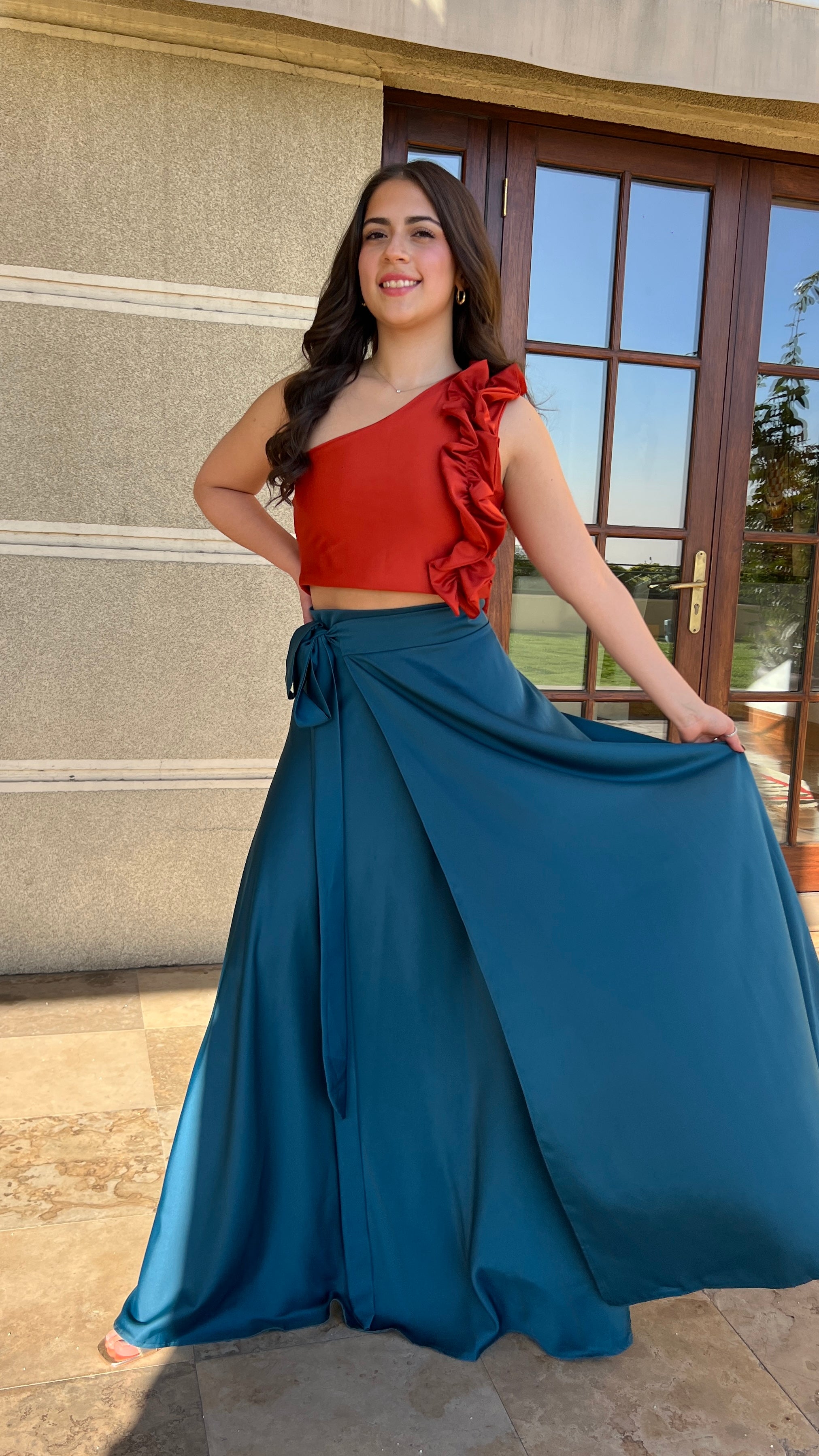 Falda envolvente azul petróleo amarre tipo pareo| falda larga fiesta mujer| Amoramar.cl 3