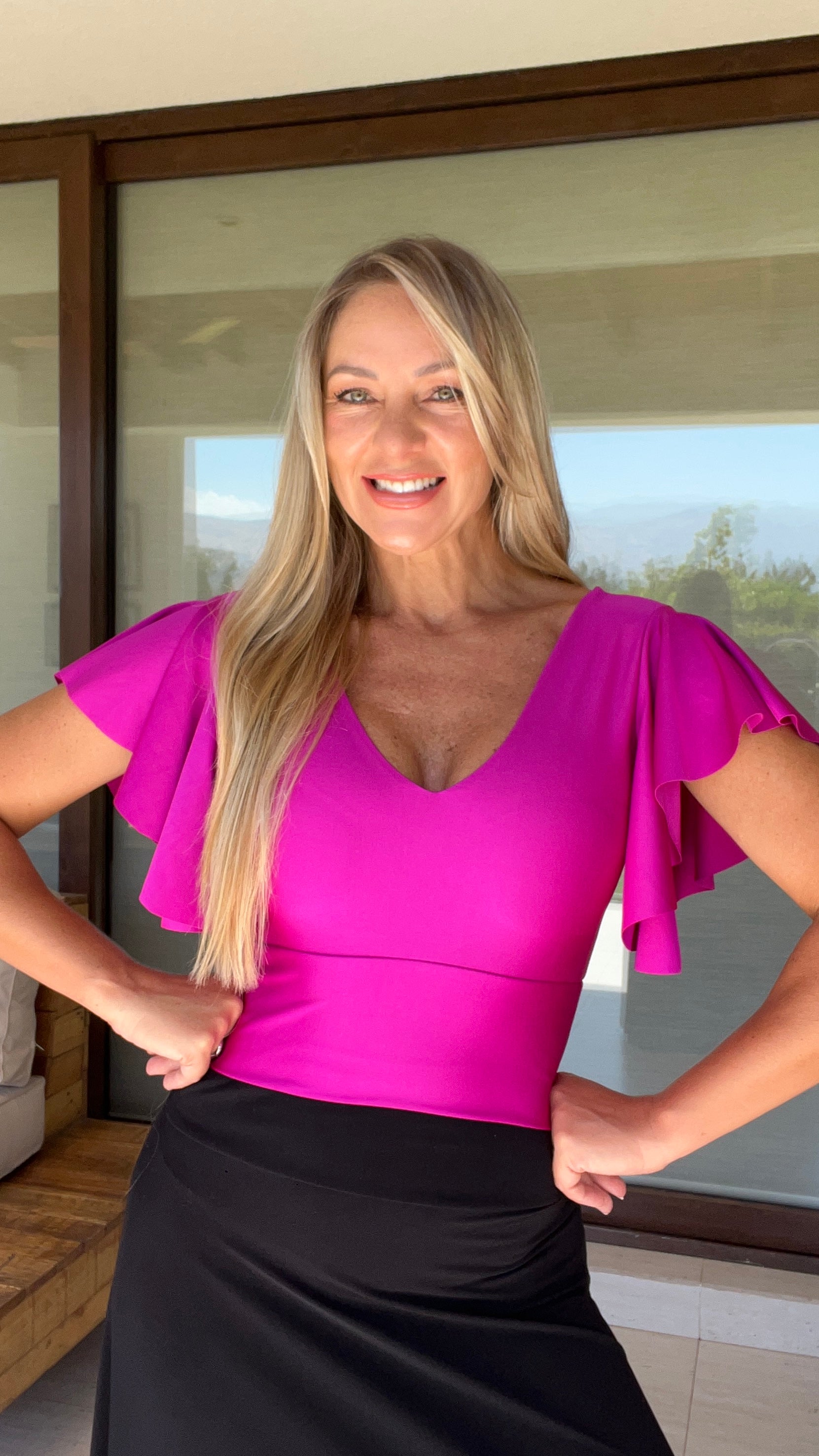 Crop Top Elisa magenta| Top corto mujer fucsia manga vuelos| amoramar.cl