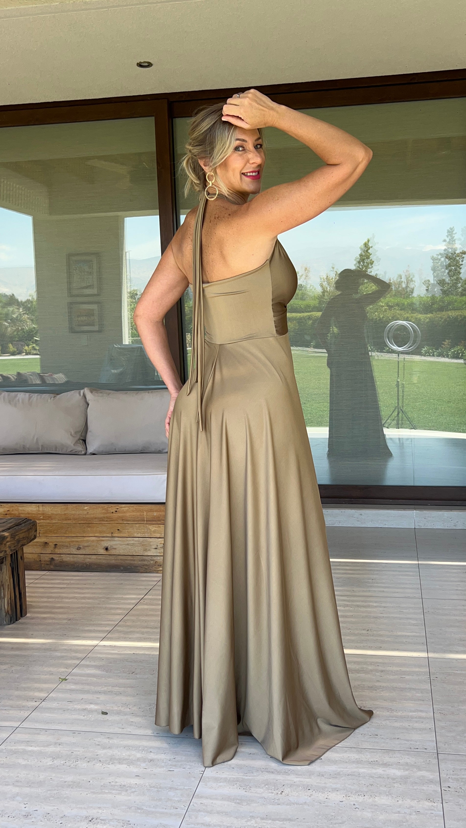 Vestido Beatriz Gold