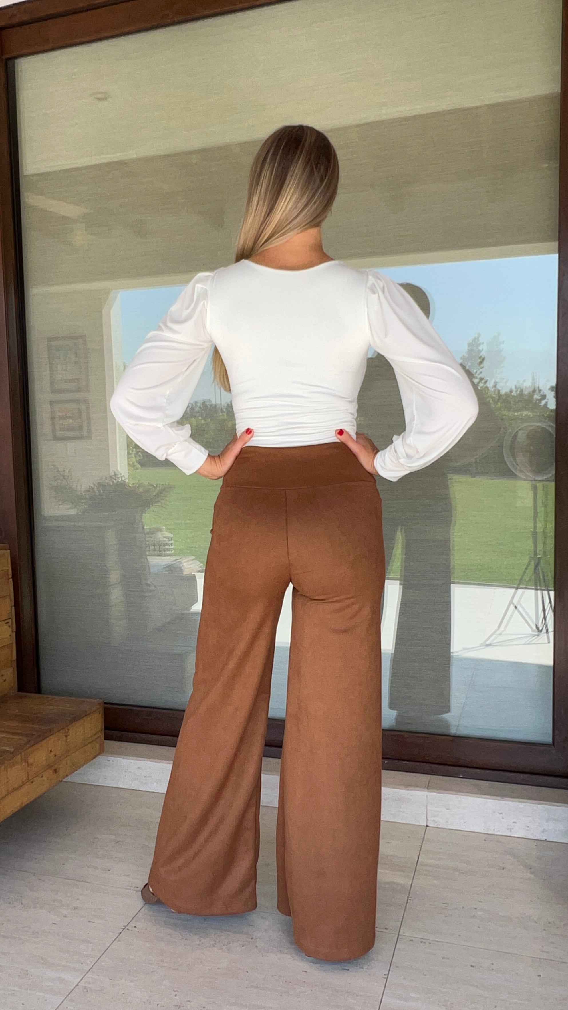 Palazzo gamuza habano|Pantalón gamuza camel pretina ancha |Amoramar.cl 2