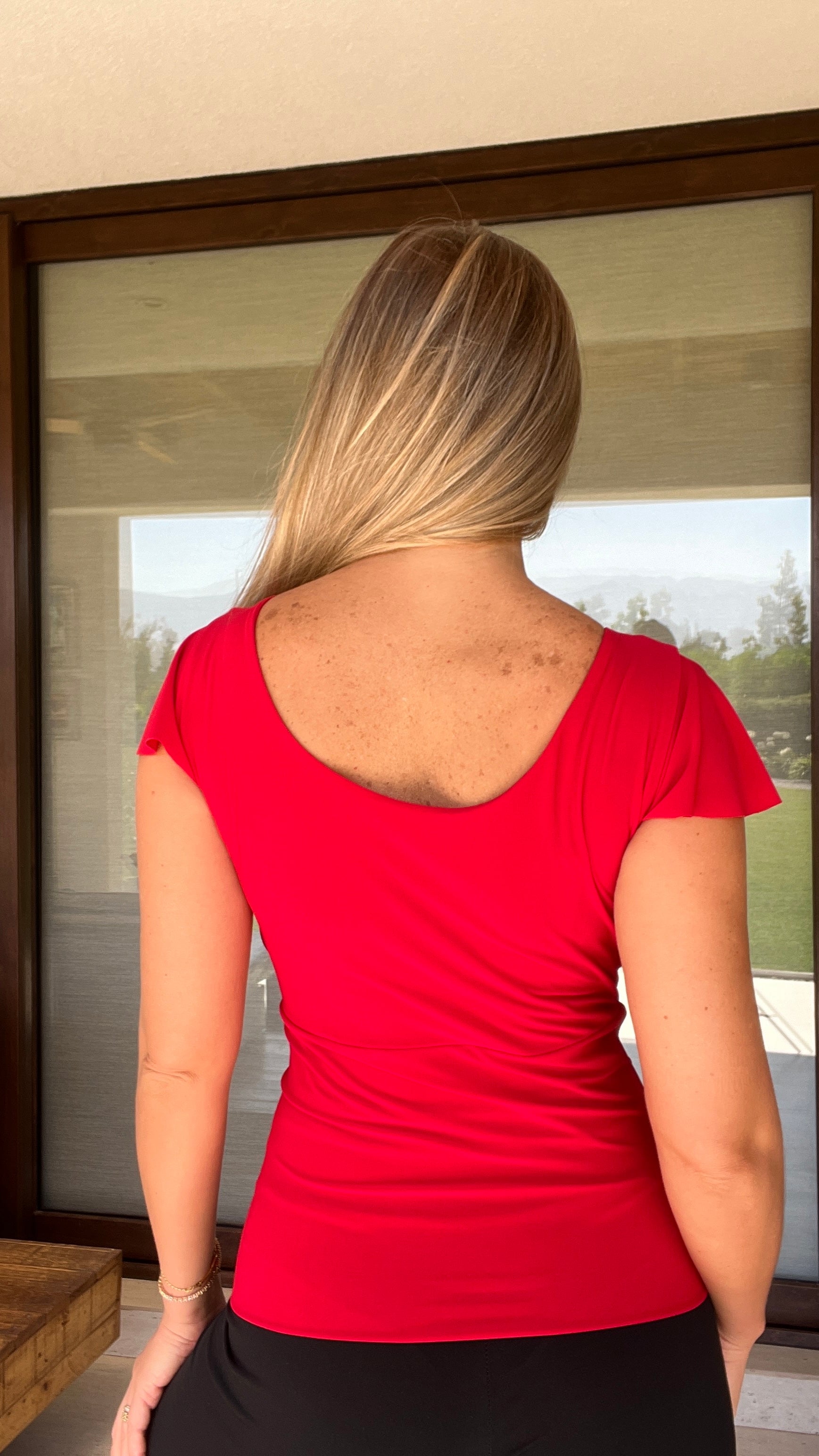 Top Mediano Doble Postura Rojo Carmin | Top Mujer rojo | Amoramar.cl