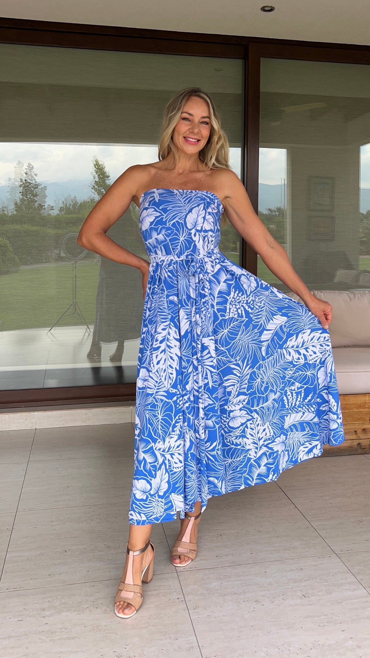 Falda Ity Azul Hojas Blancas