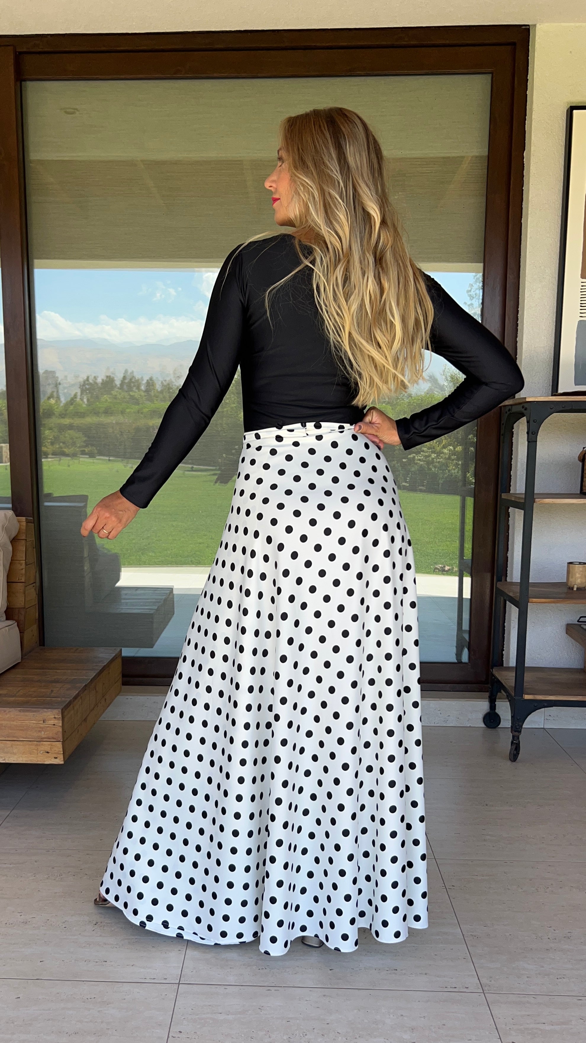Falda Piel de Seda Blanca con Lunares