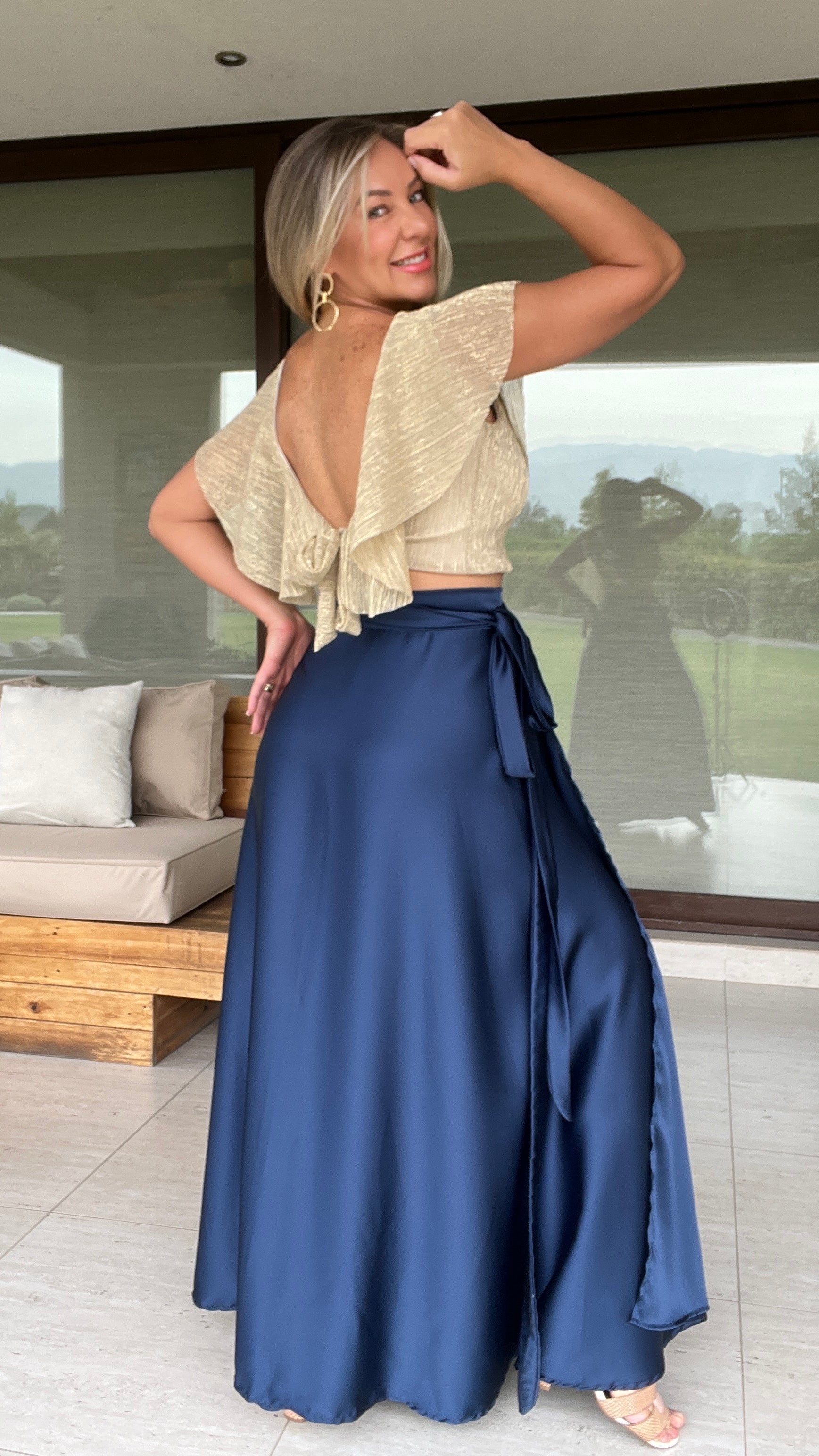 Falda Envolvente | Falda Piel de Seda Azul Marino 4| Amoramar.cl