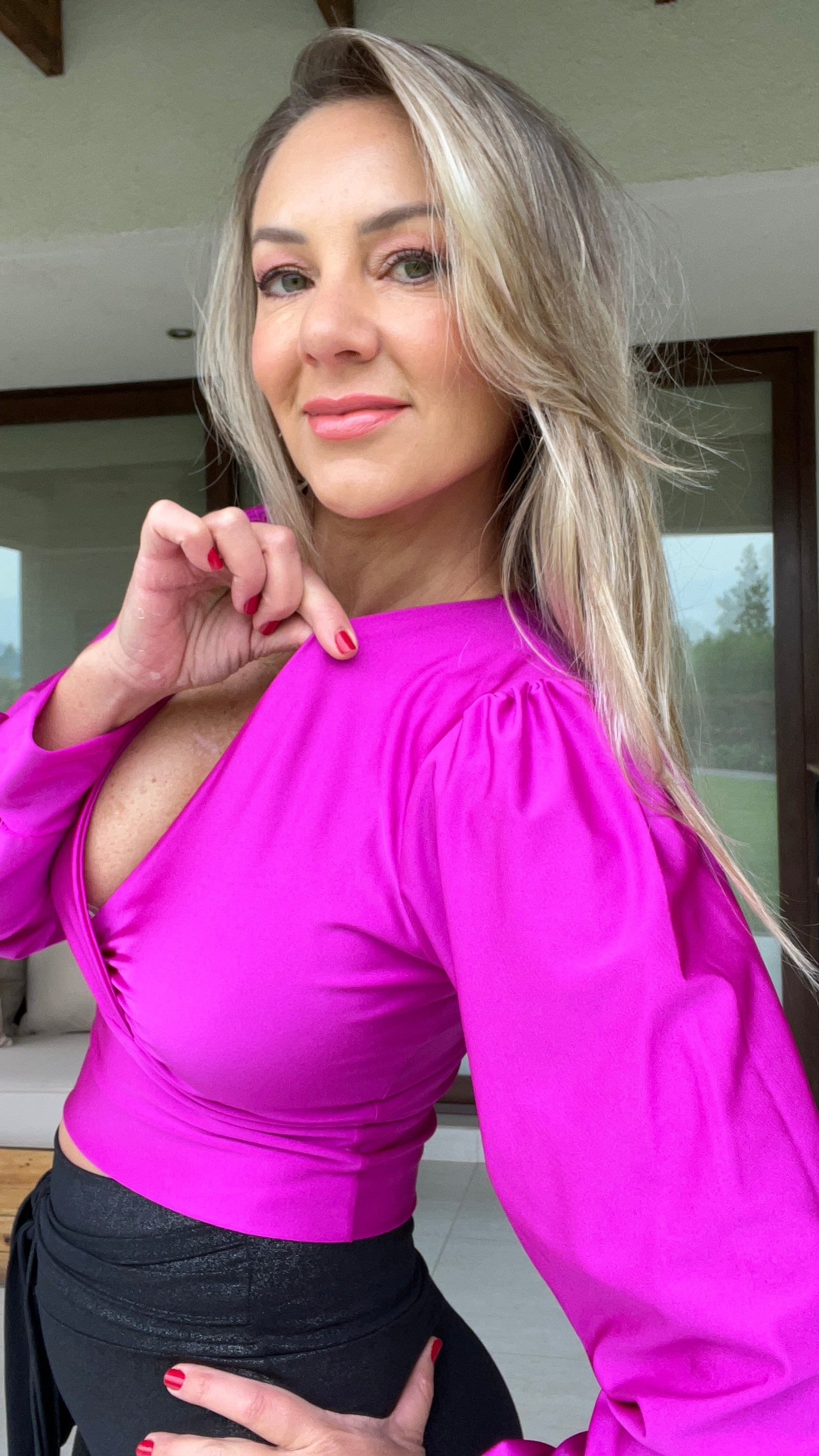 Crop Top manga larga magenta| corto manga larga globo magenta| amoramar.cl 4