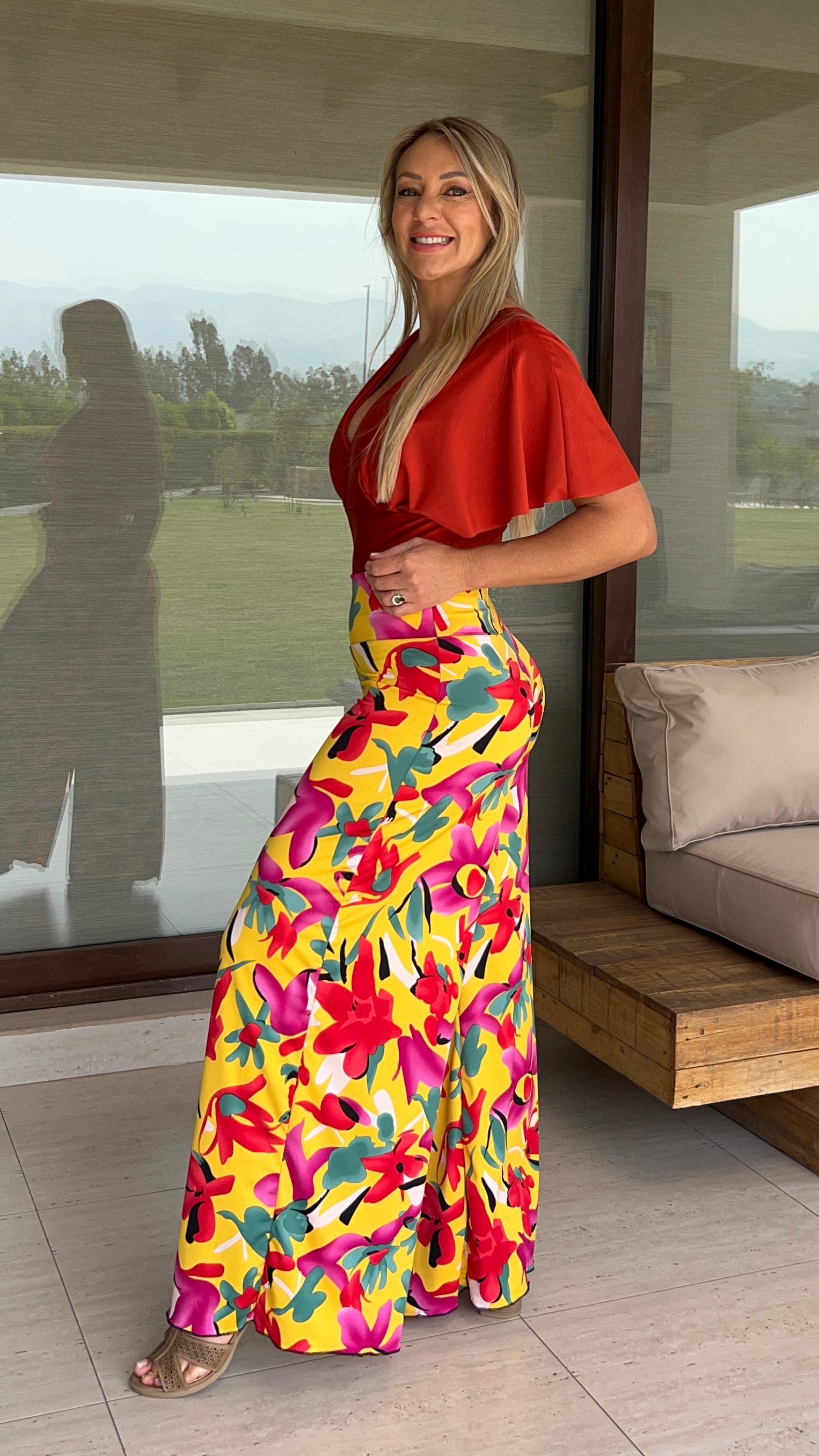 Palazzo Amarillo Flores coral| Pantalón mujer estampado flores |Amoramar.cl 3