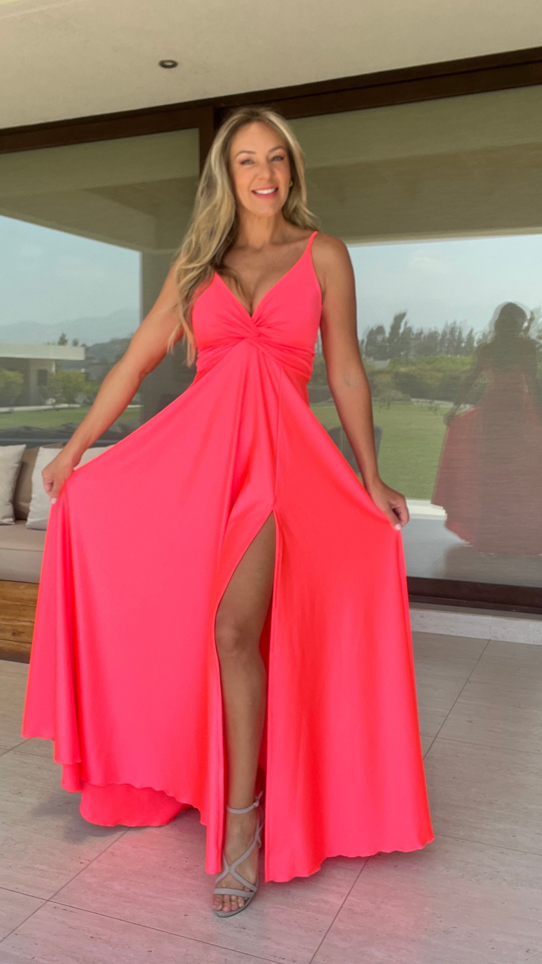 Vestido Mia Dupont Coral Fluor | Vestido de Noche Flúor 4 | Amoramar.cl
