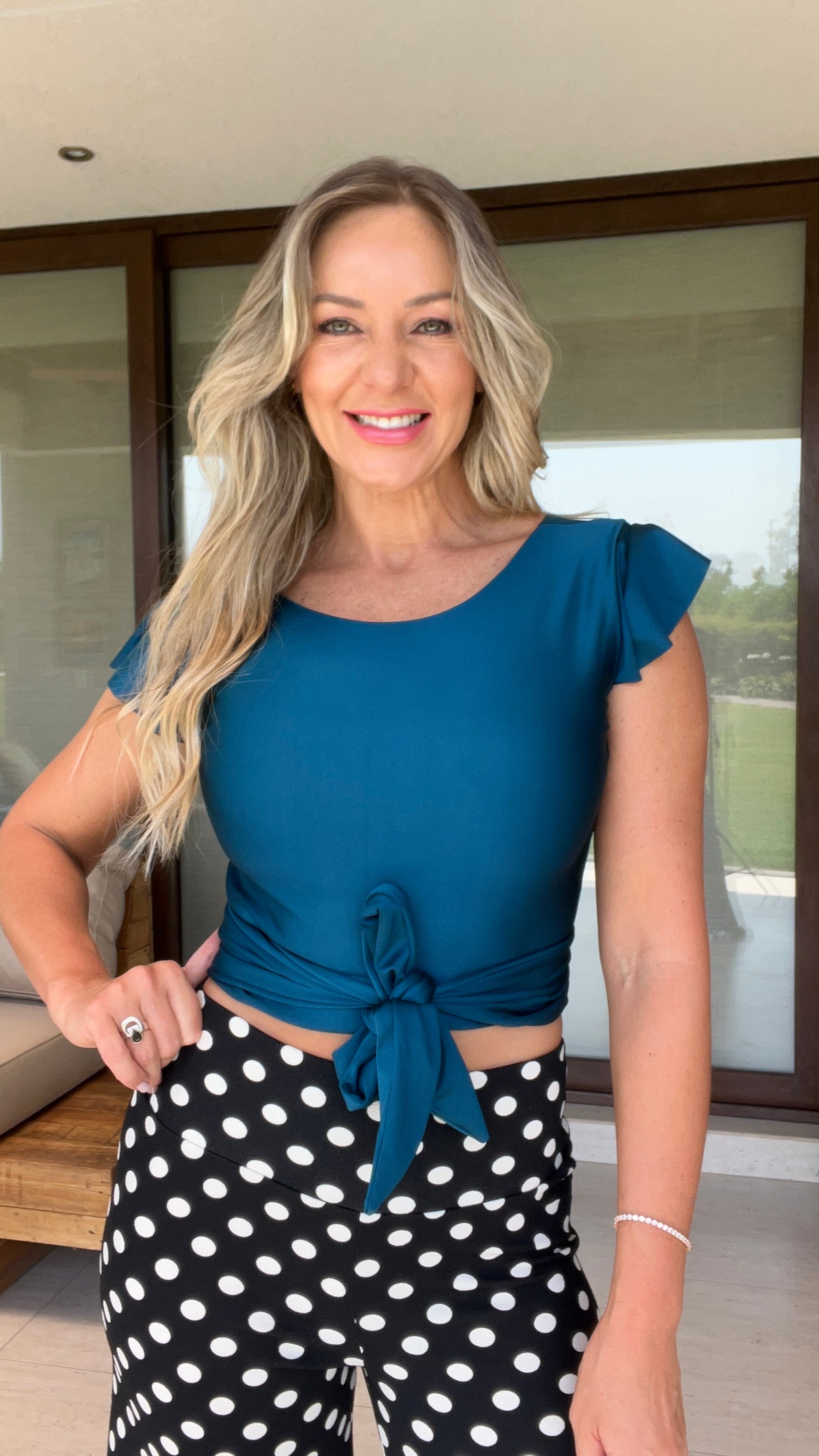 Crop Top Fernanda Azul Petróleo | Top Corto Azul Petróleo |Amoramar.cl 1