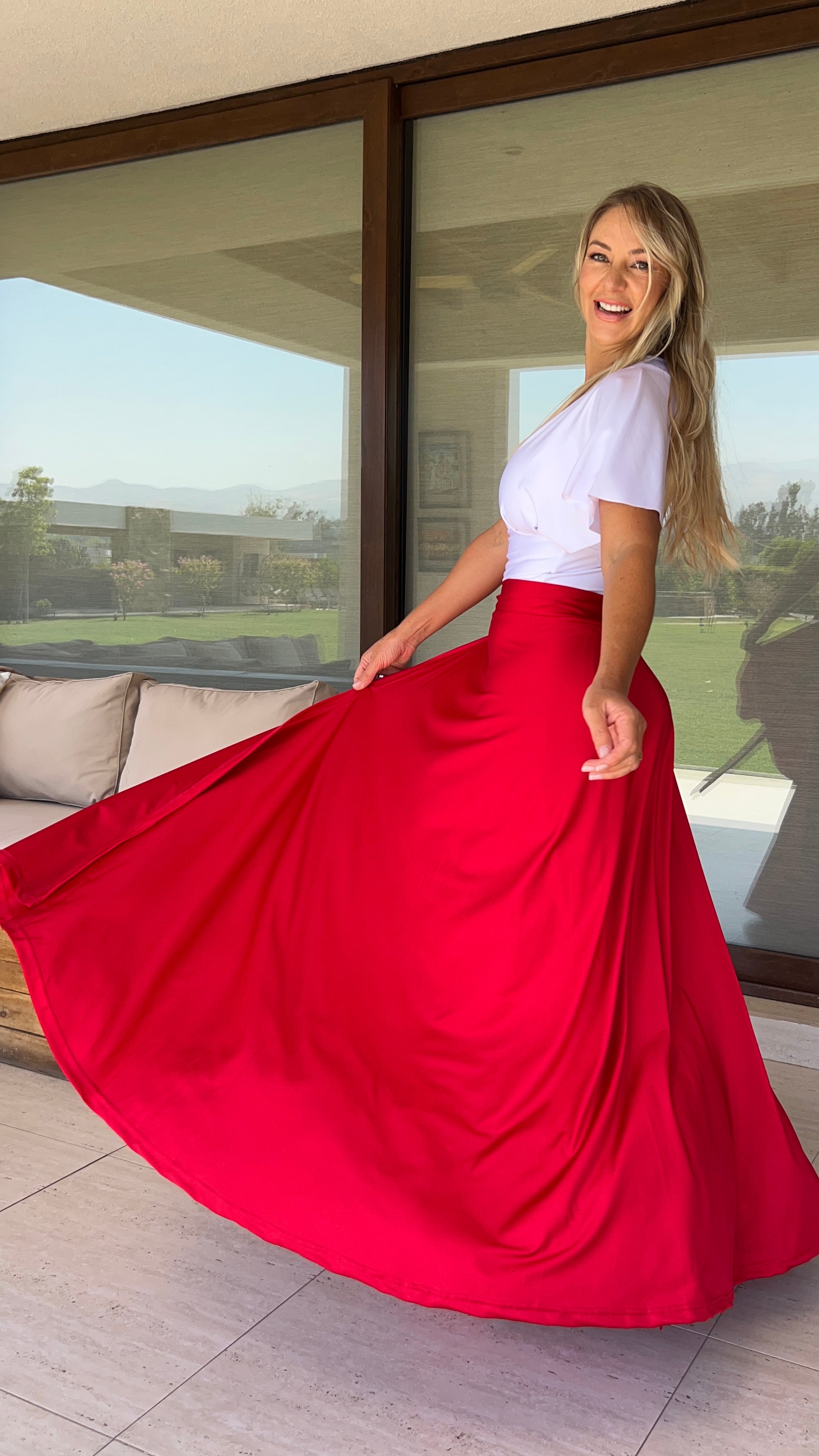 Falda envolvente Dupont roja| falda larga tipo pareo fiesta rojo| Amoramar.cl 3