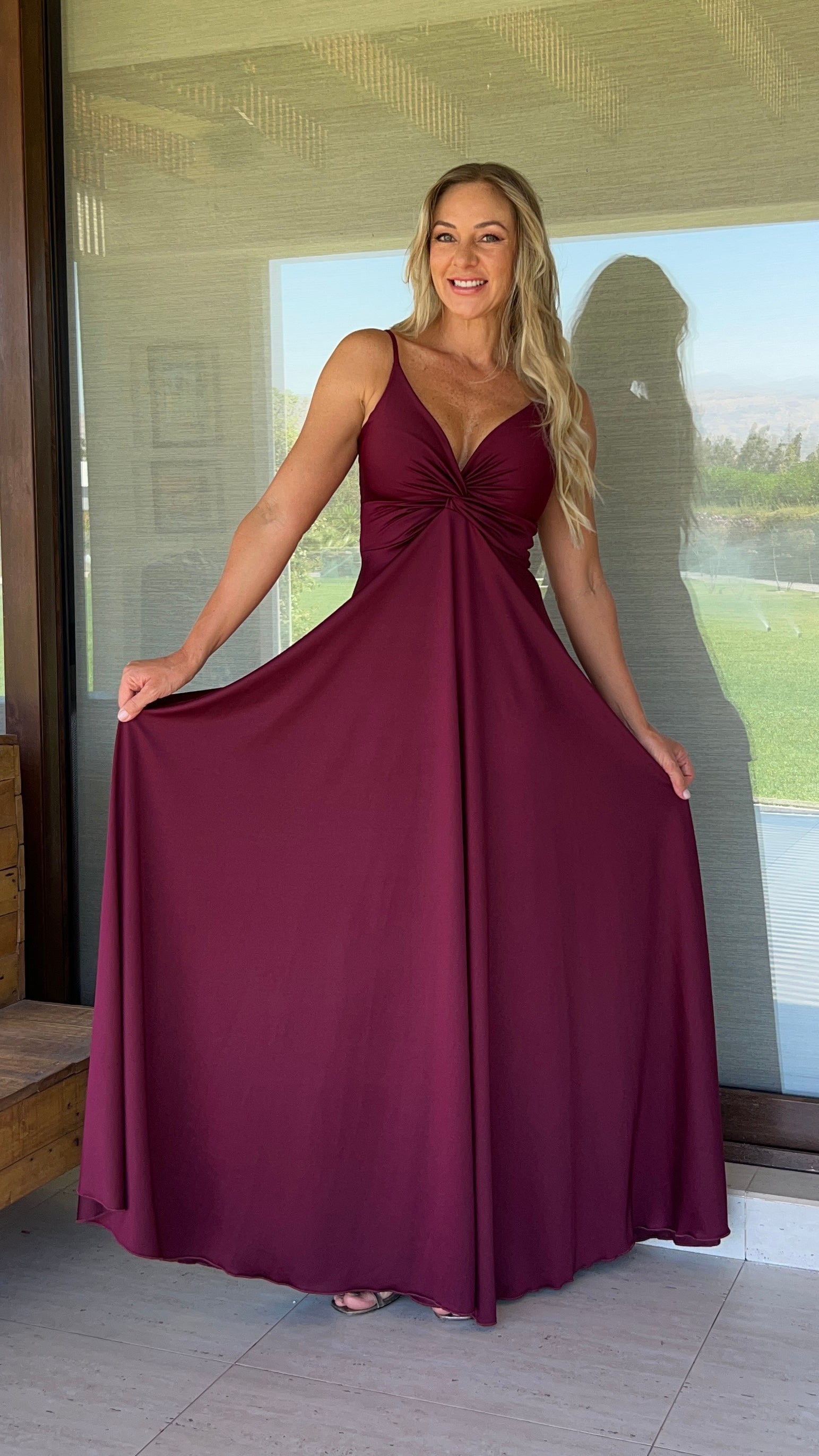 Vestido Amanda Dupont Burdeos| vestido fiesta mujer largo Burdeos conchovino| amoramar.cl