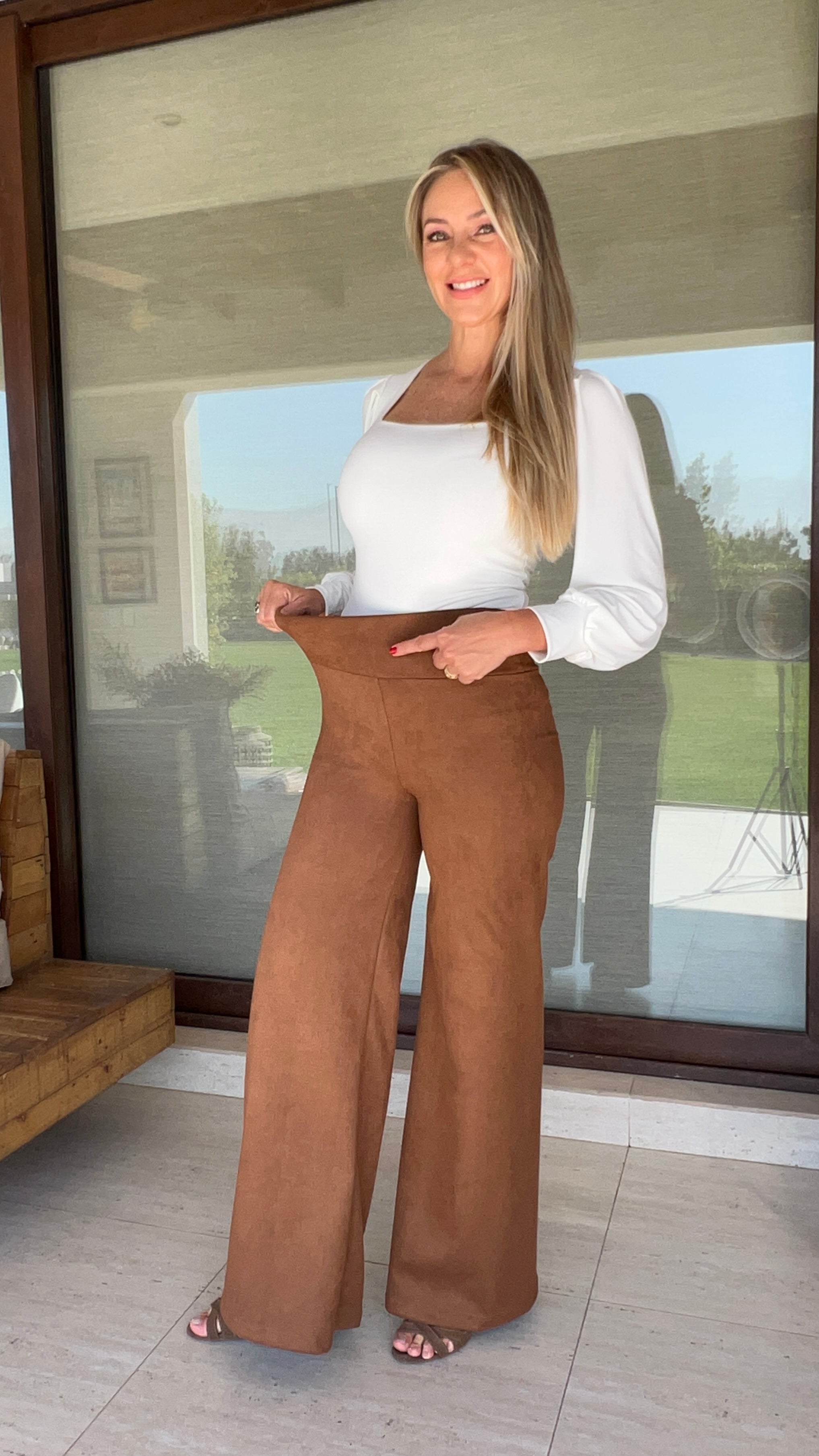 Palazzo gamuza habano|Pantalón gamuza camel pretina ancha |Amoramar.cl 1