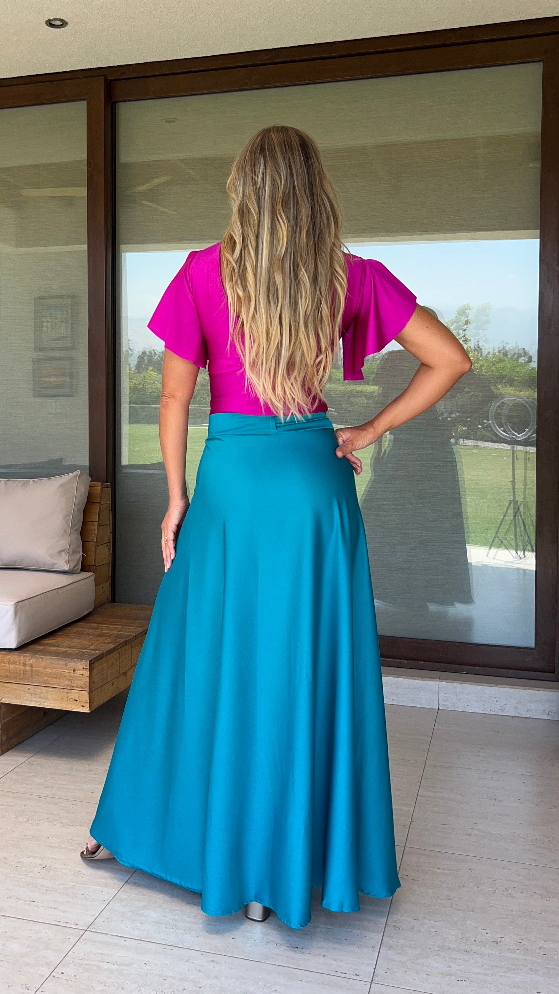 Falda envolvente piel de seda turquesa| falda fiesta mujer tipo pareo azul turquesa| AMORAMAR.cl 4