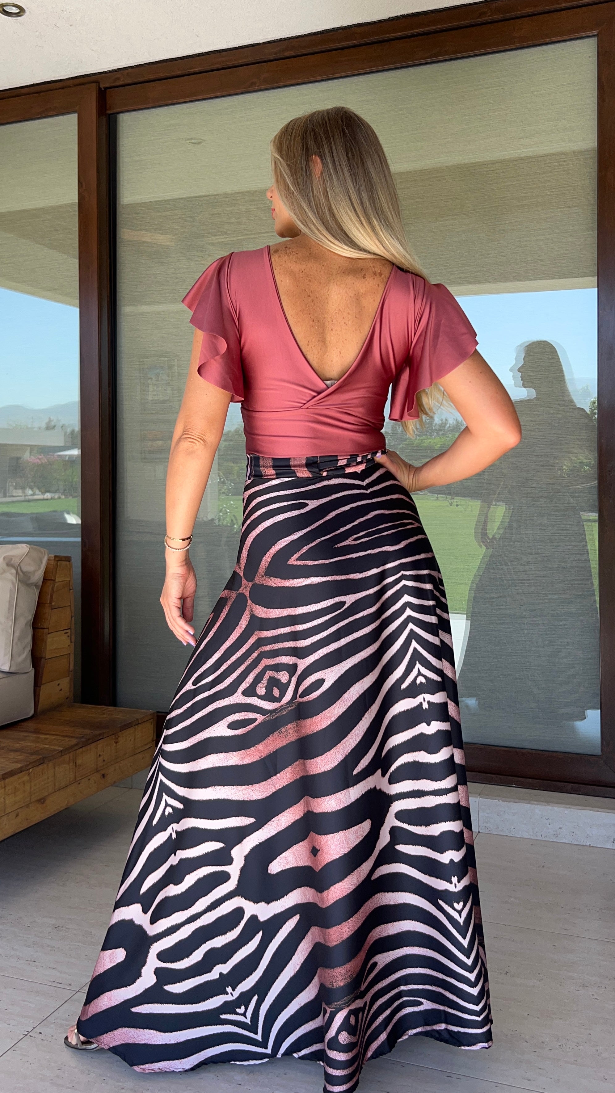Falda envolvente Seda África salmón | falda de fiesta cebra| Amoramar.cl 2