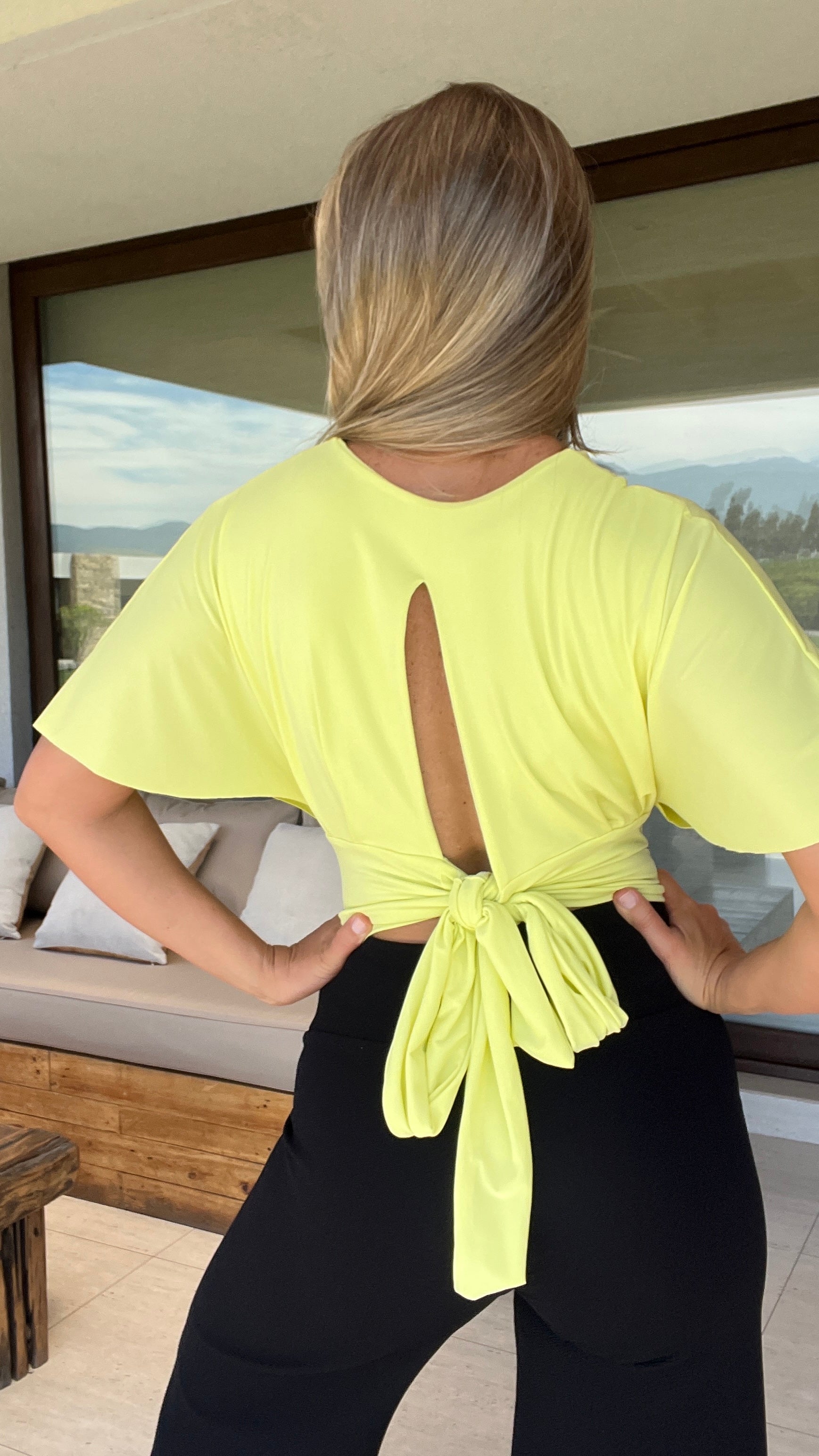 Top Julia Amarillo