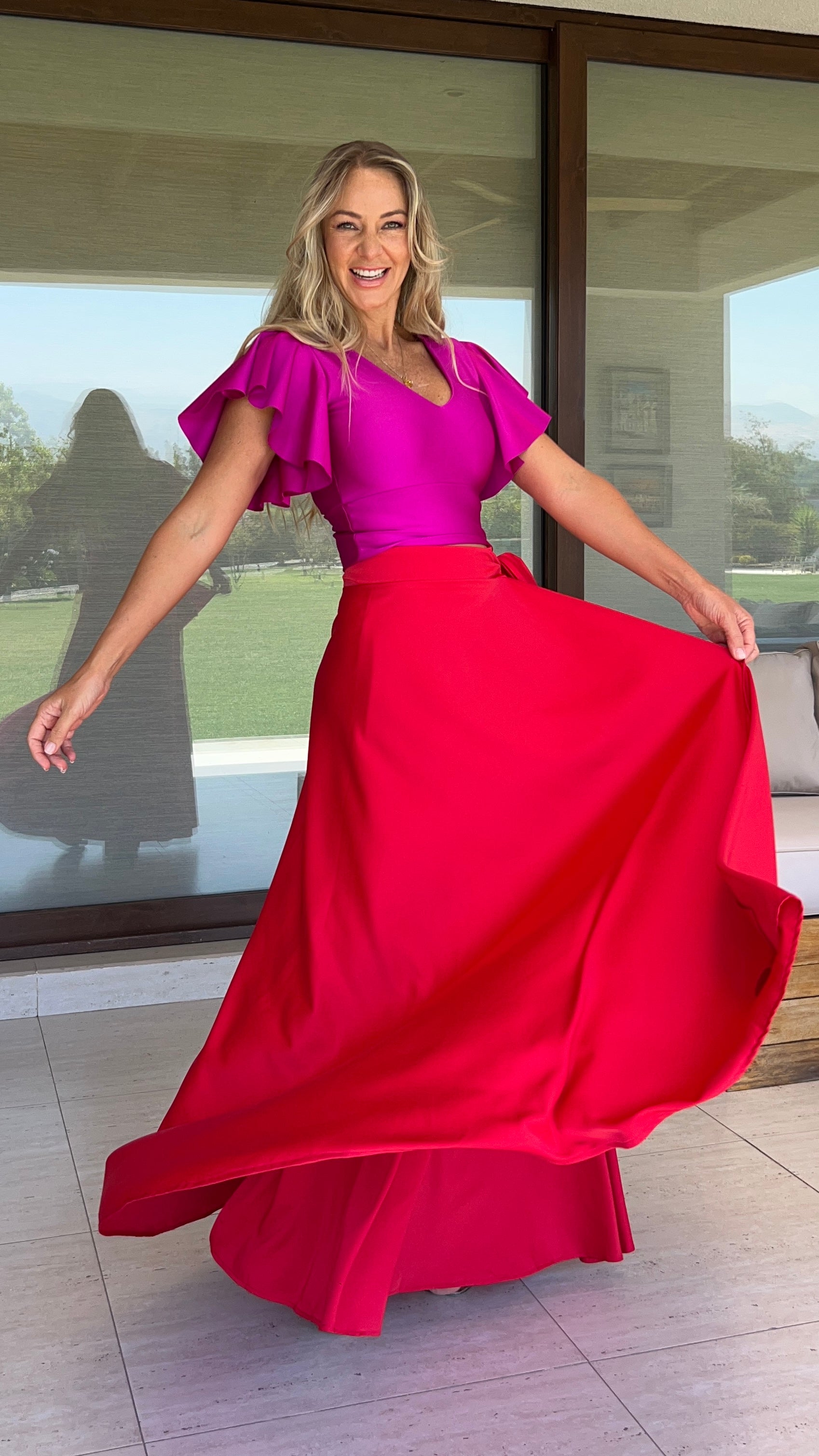 Falda envolvente piel de seda roja| falda fiesta mujer tipo pareo color rojo| amoramar.cl 6