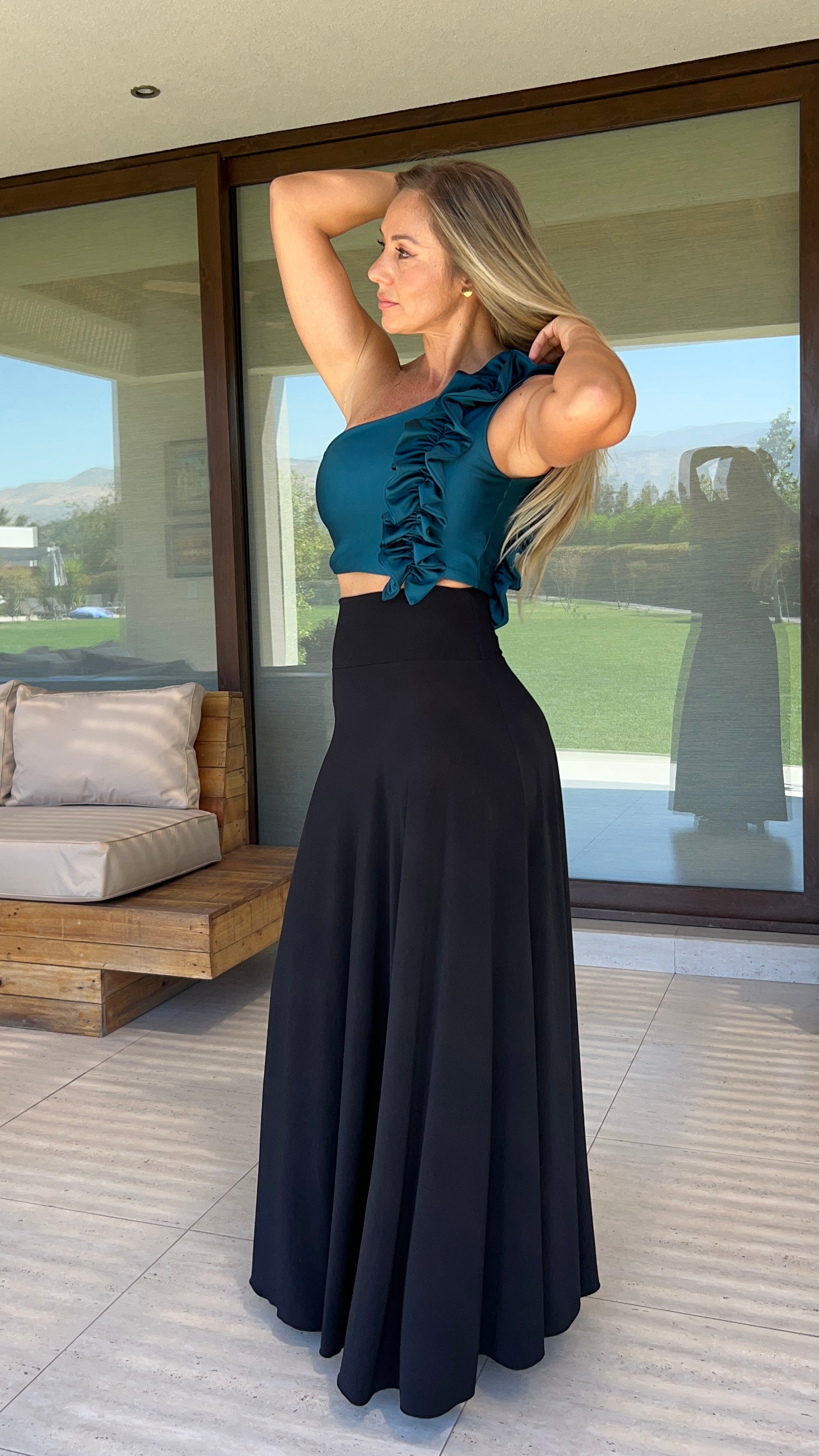 Crop top Catherine azul petroleo| top corto asimétrico fiesta azul petroleo|Amoramar.cl 4