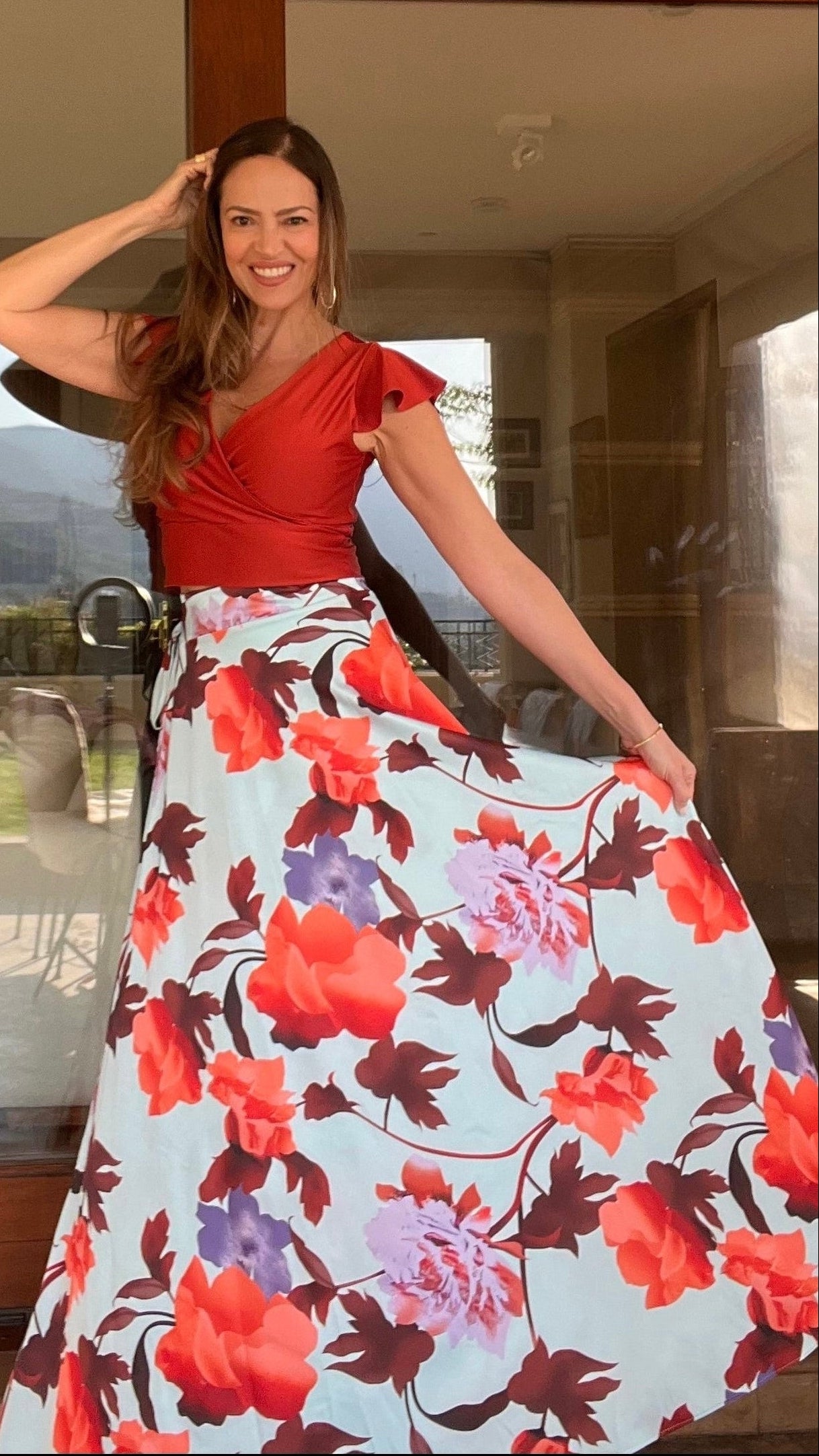 Falda Envolvente Piel de Seda Celeste Flores Naranjo/Café