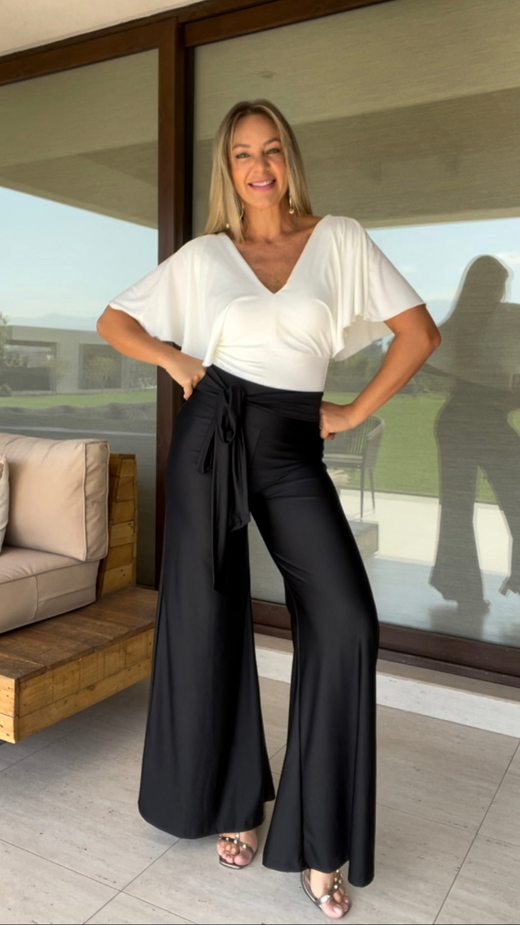 Palazzo de noche con lazo negro | Palazzo Satinado negro | Palazzo de fiesta negro |Amoramar.cl 3