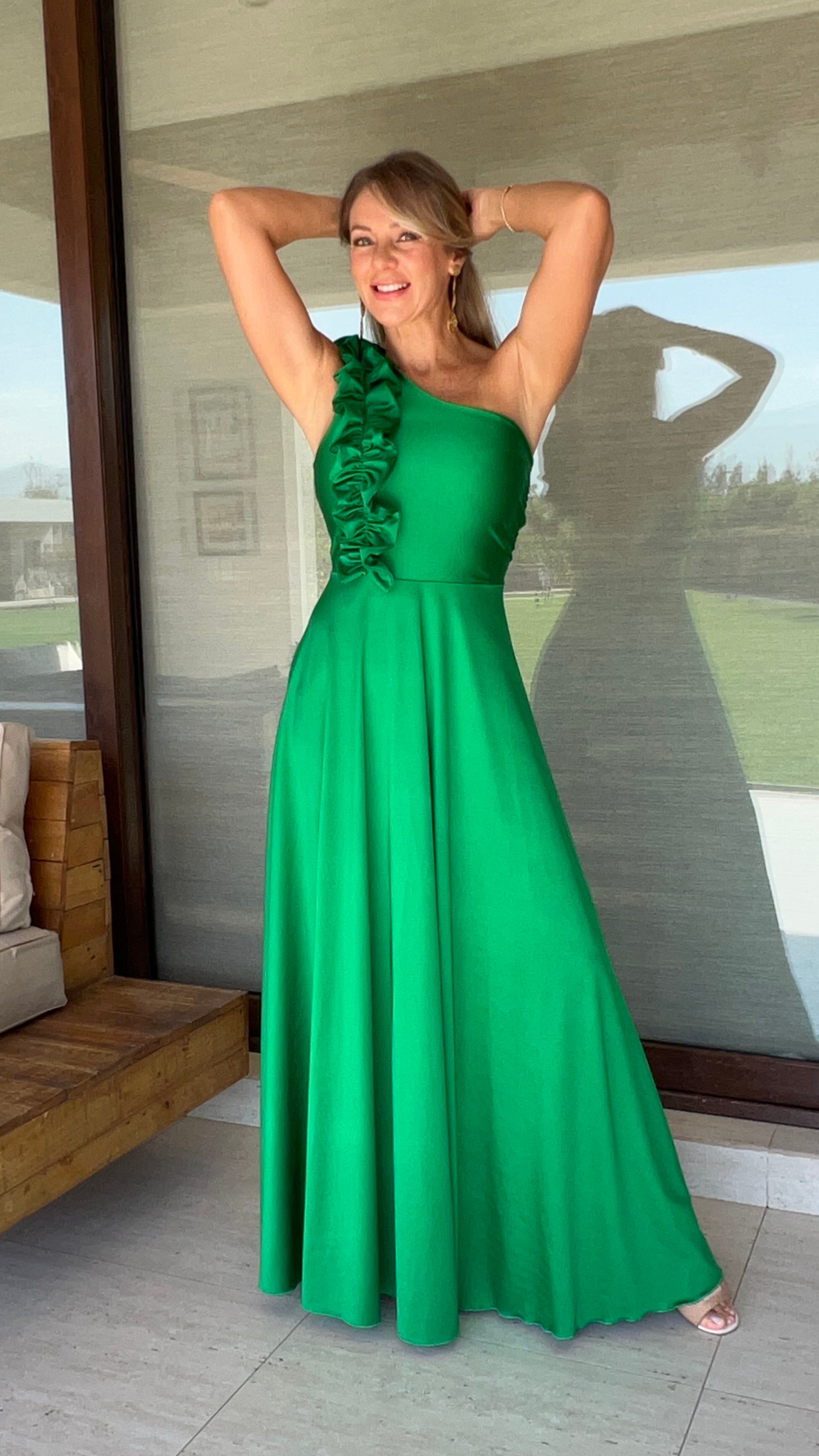 Vestido Camila Verde Cata | Vestido fiesta largo mujer asimétrico verde |Amoramar.cl