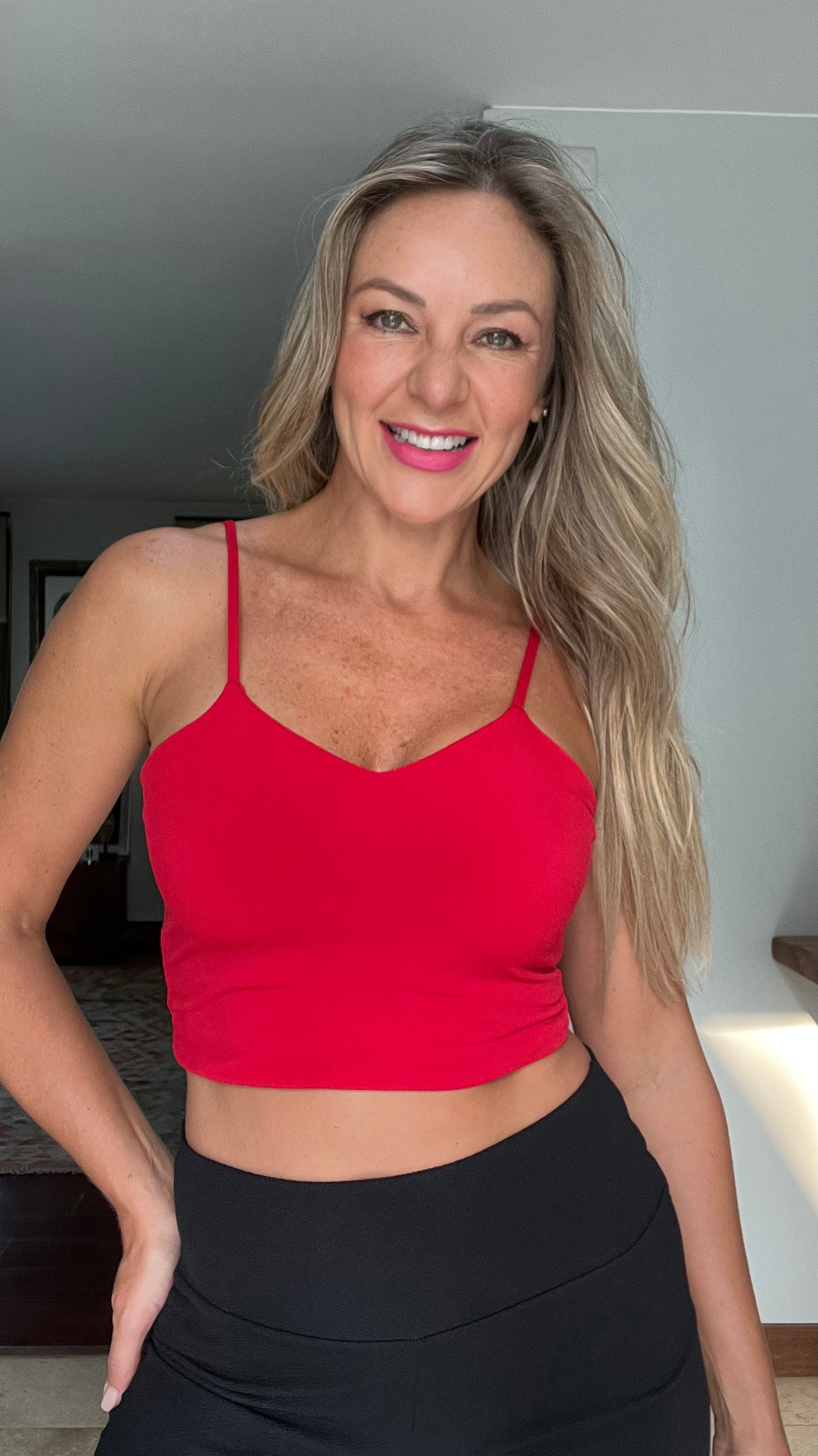 Crop top Rojo | Top corto mujer | Crop top Paula | Amoramar.cl