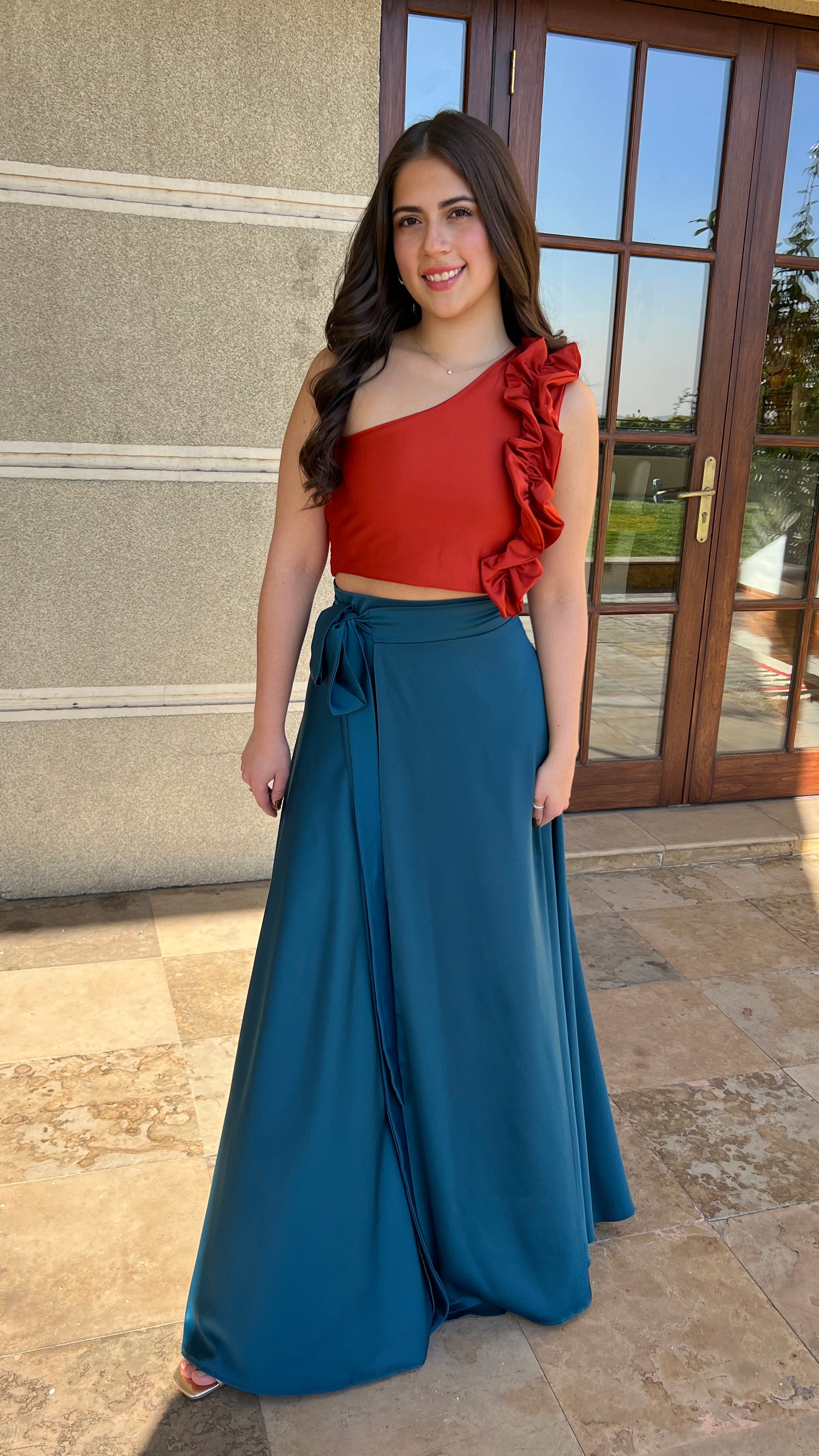 Falda envolvente azul petróleo amarre tipo pareo| falda larga fiesta mujer| Amoramar.cl 