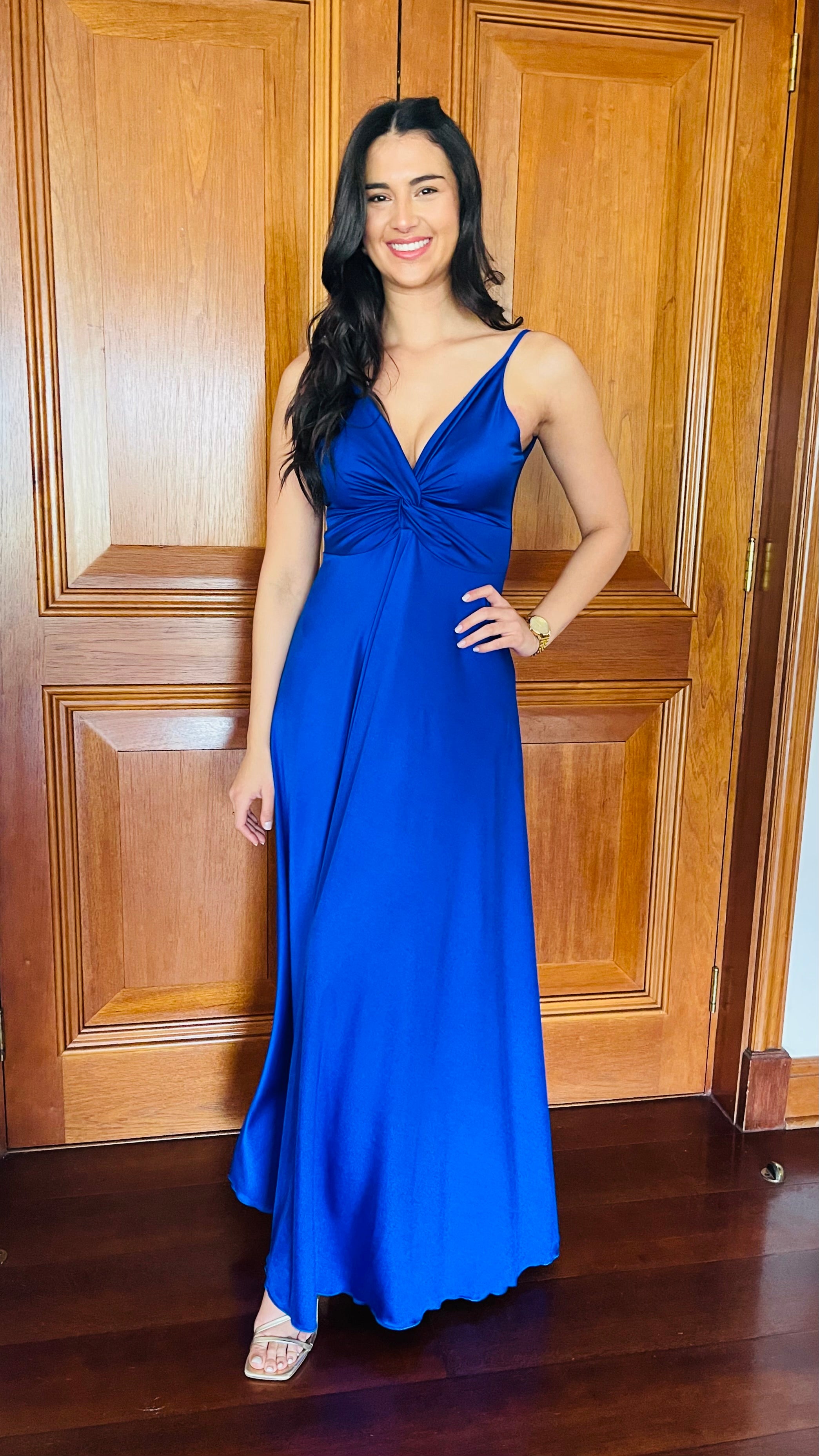 Vestido Amanda en V Dupont Azul Eléctrico