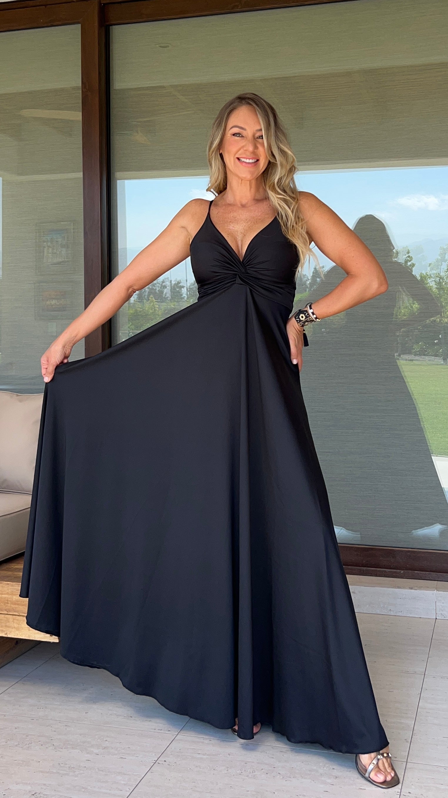 Vestido Amanda Dupont Negro | Vestido de Fiesta Negro | Vestido Negro Satinado| Amoramar.cl  4