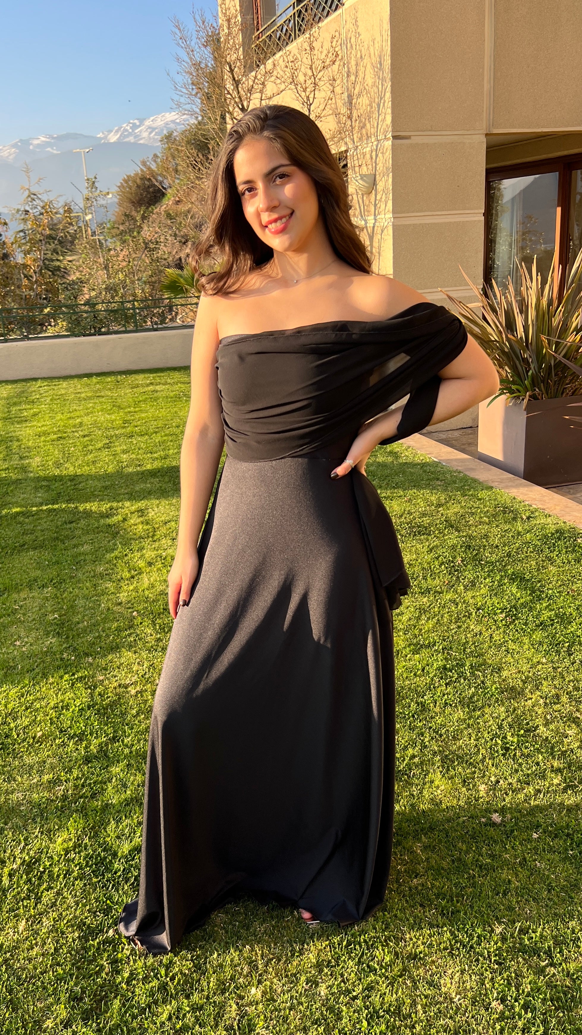 Vestido Victoria Negro| Vestido strapless con gasa fiesta elegante|Amoramar.cl 5