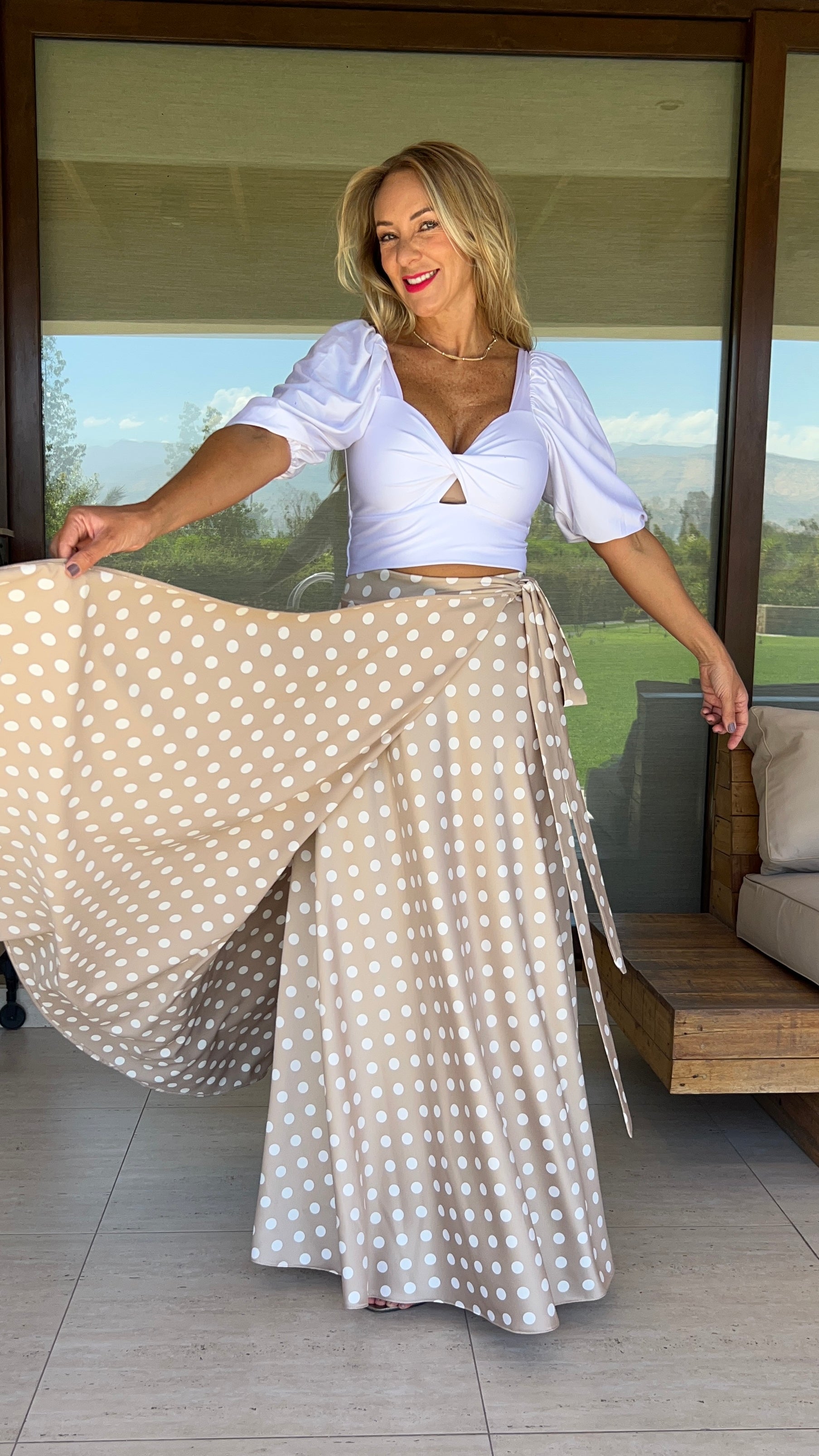 Falda Piel de Seda Nude con Lunares