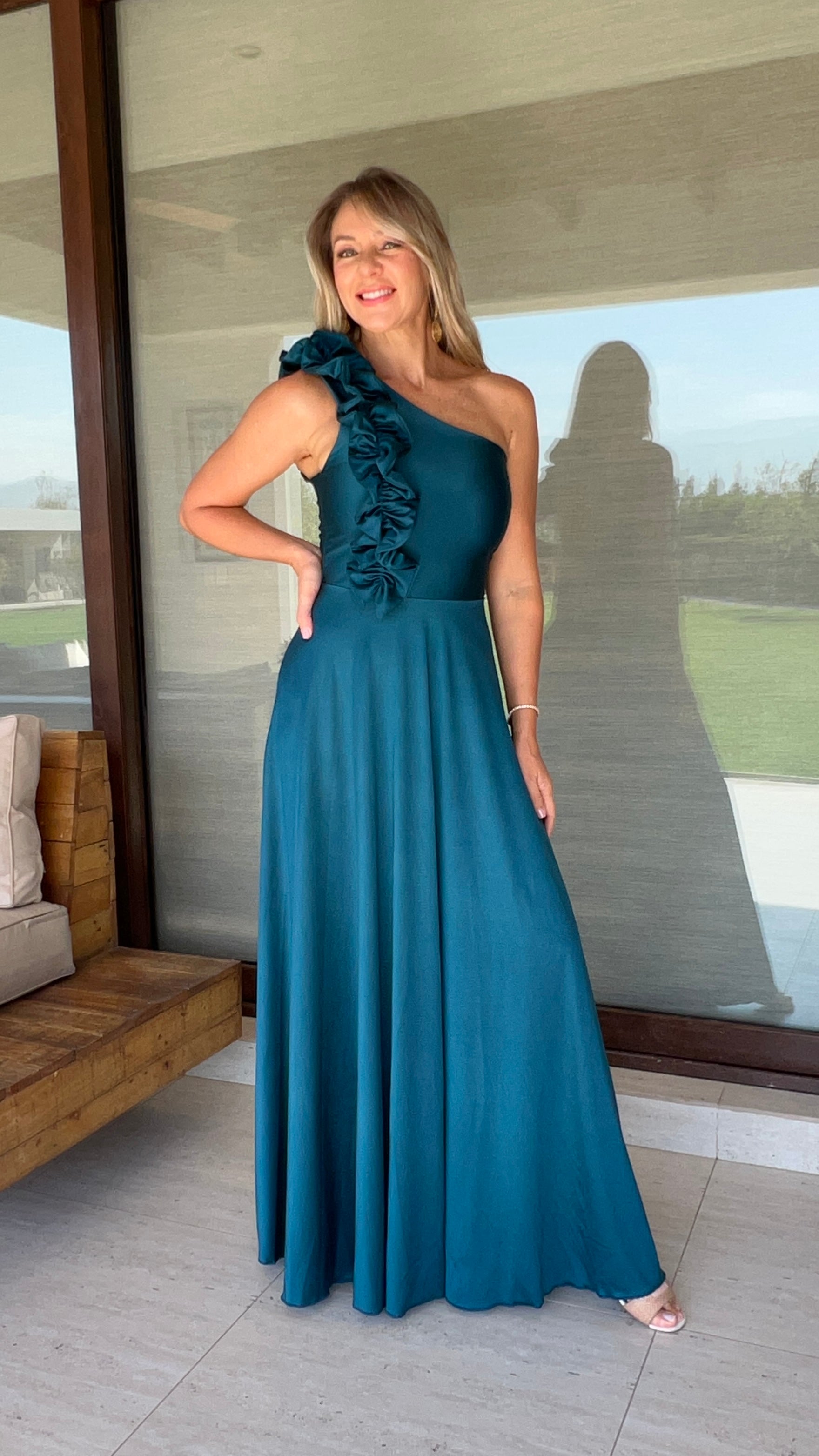 Vestido Camila Azul Petróleo| Vestido fiesta largo mujer asimétrico |Amoramar.cl 