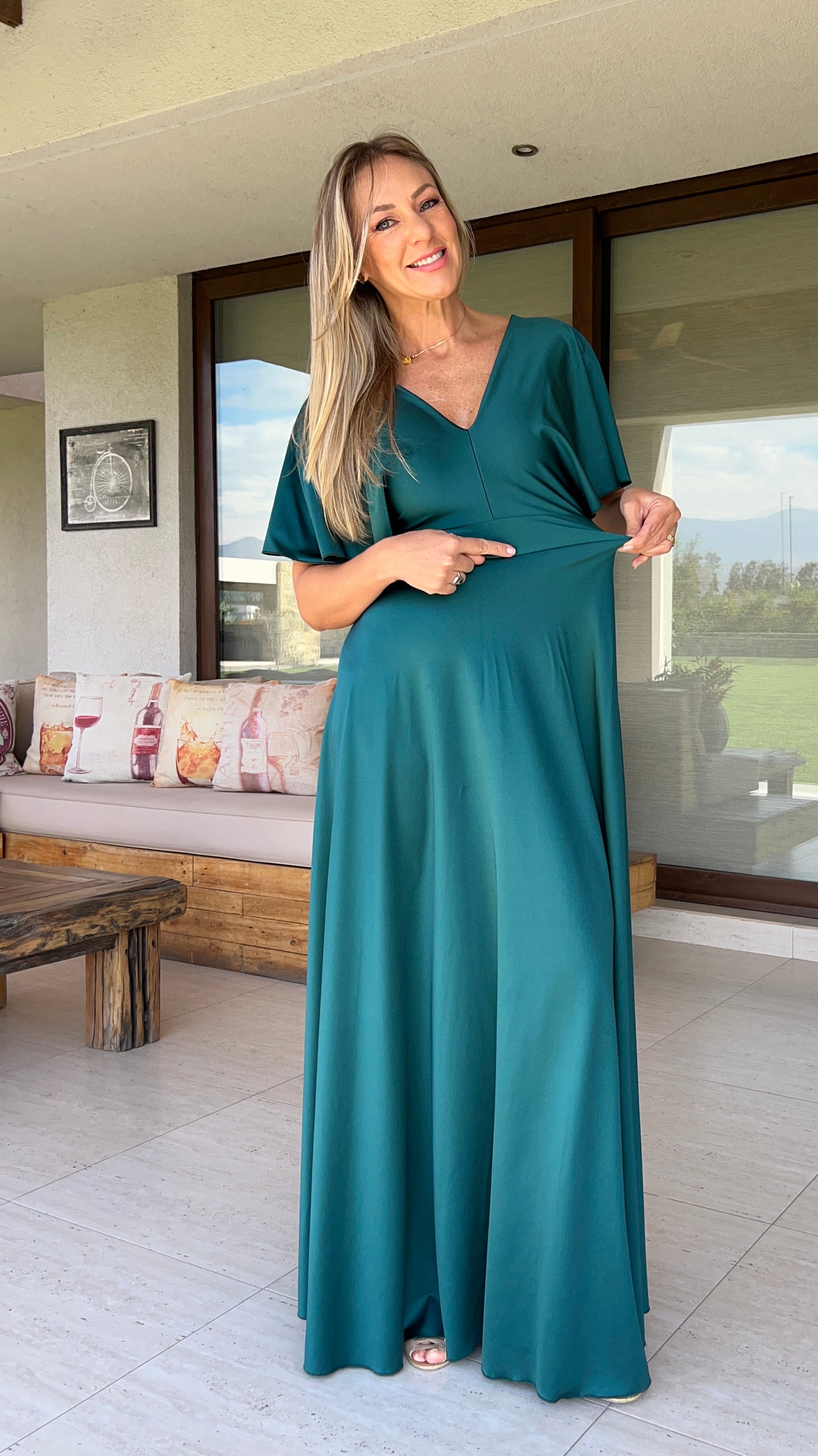 Vestido manga de ángel Dupont verde botella| vestido manga murciélago satinado | Amoramar.cl 2