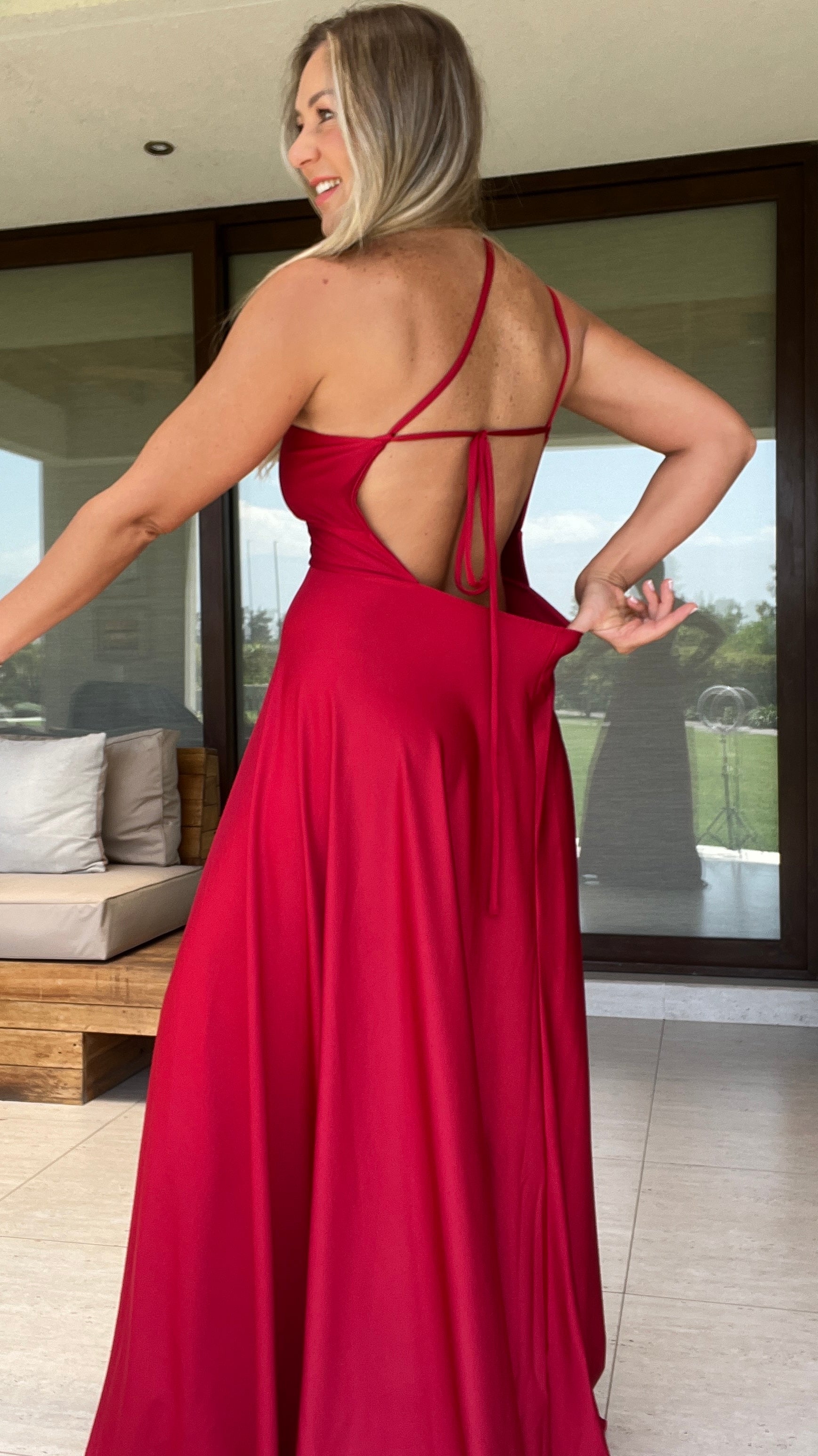 Vestido Javiera Rojo| Vestido Fiesta Rojo| Vestido Asimétrico| Amoramar.cl 2