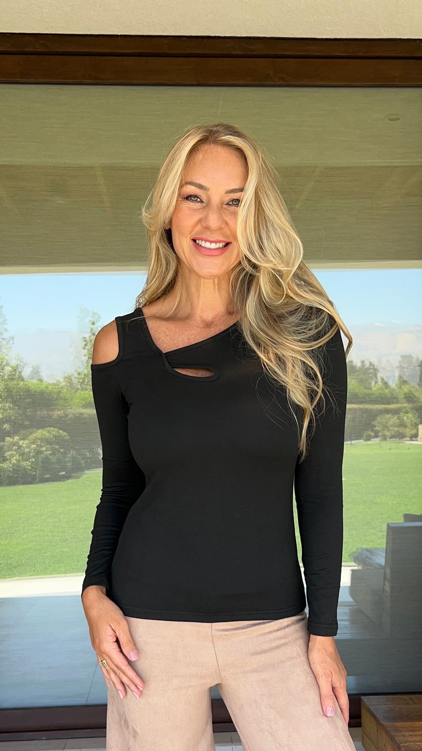 Polera Seri Negra