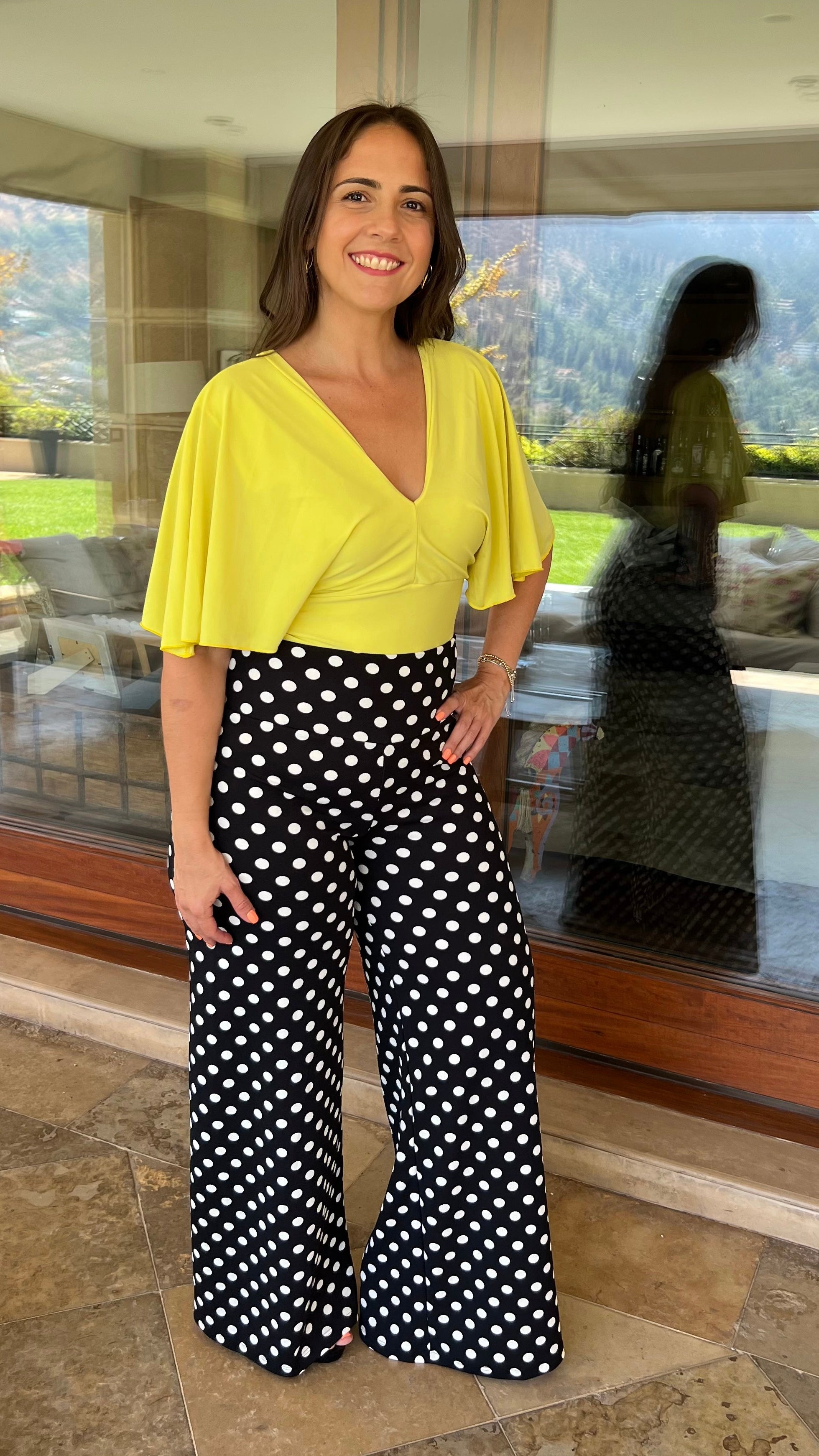 Palazzo negro de lunares blancos, pretina ancha. Pantalón Mujer. Amoramar.cl 