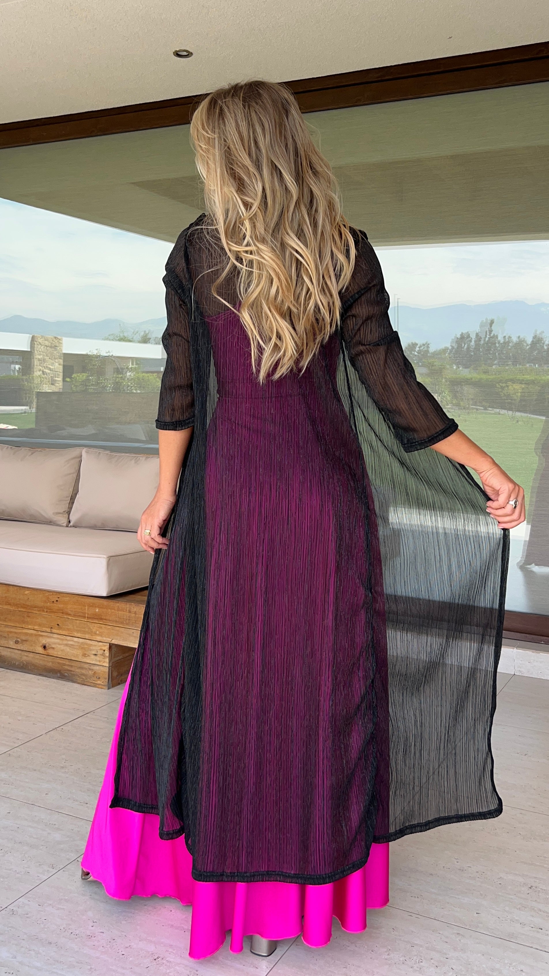 Tapado Plisado Negro traslúcido, Kimono fiesta mujer negro brillos|Amoramar.cl 