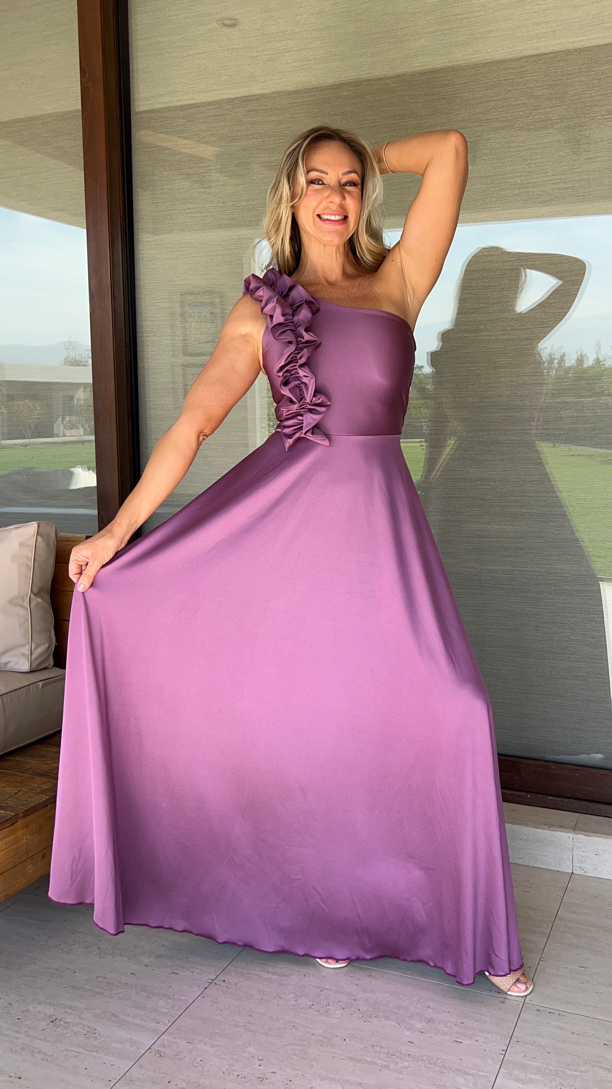 Vestido Camila Malva | Vestido fiesta largo mujer asimétrico Lila |Amoramar.cl 