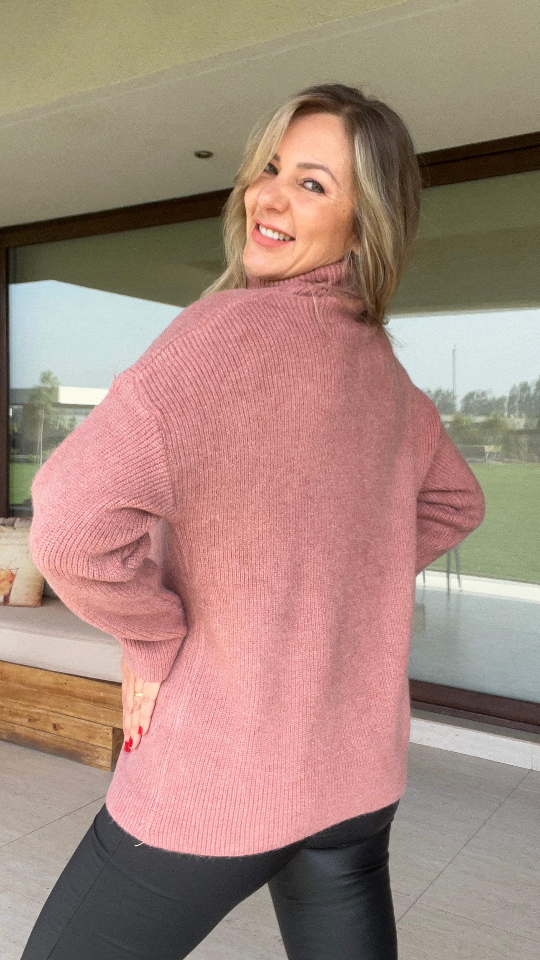 Sweater Matilda Palo Rosa | Sweater Cuello Tortuga | Amoramar.cl 3